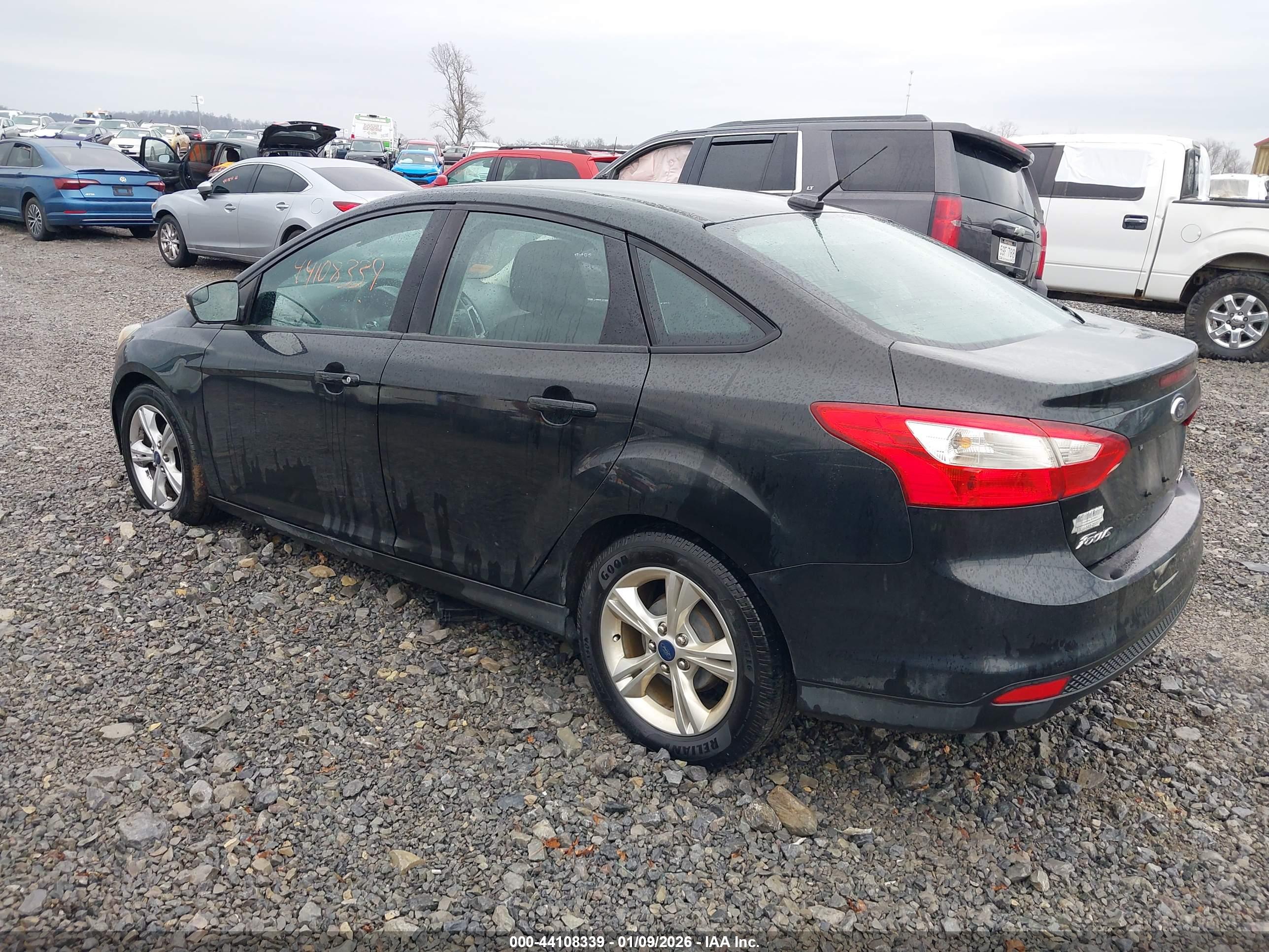 FORD FOCUS image 3
