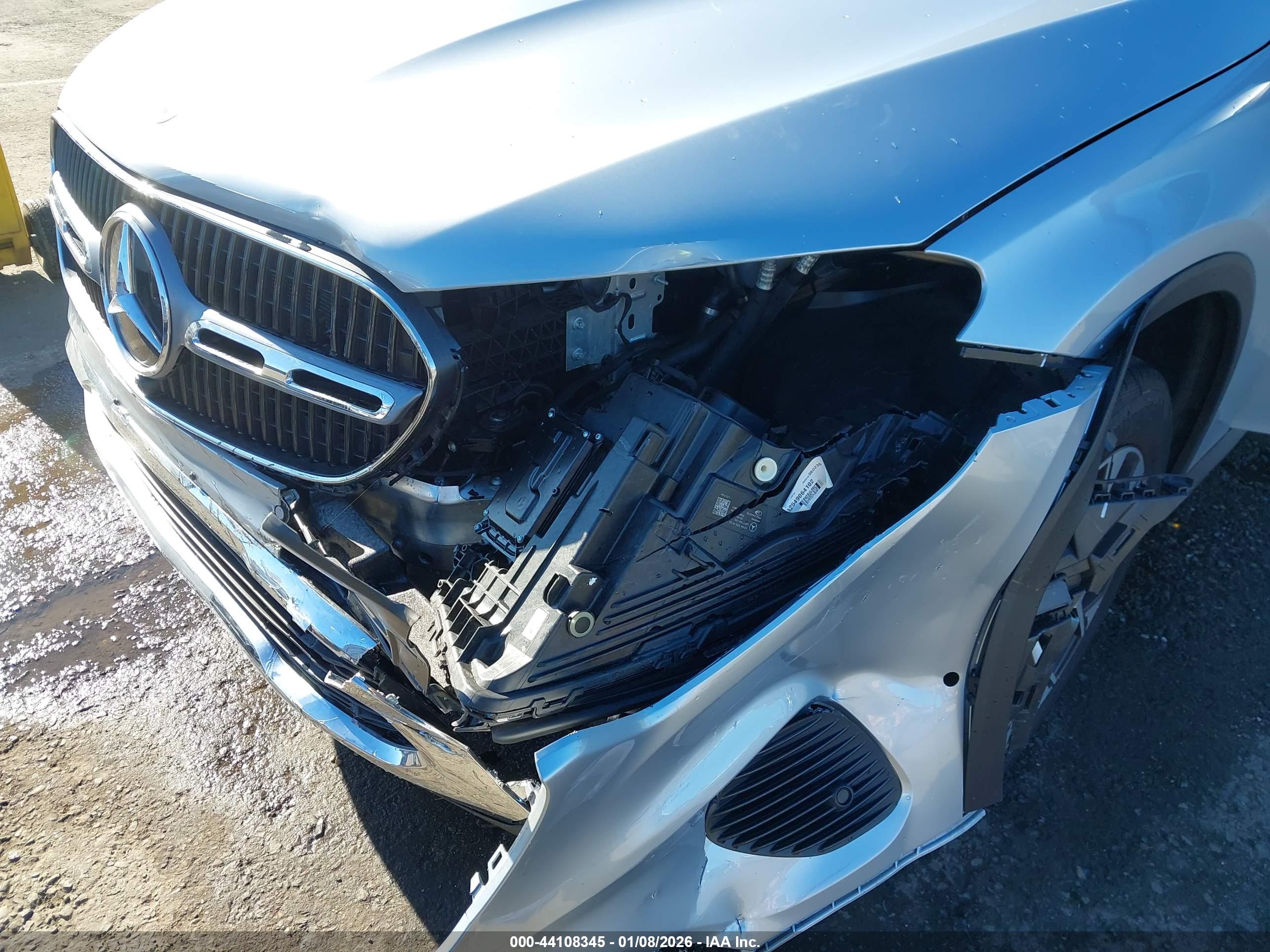 MERCEDES-BENZ GLC image 6