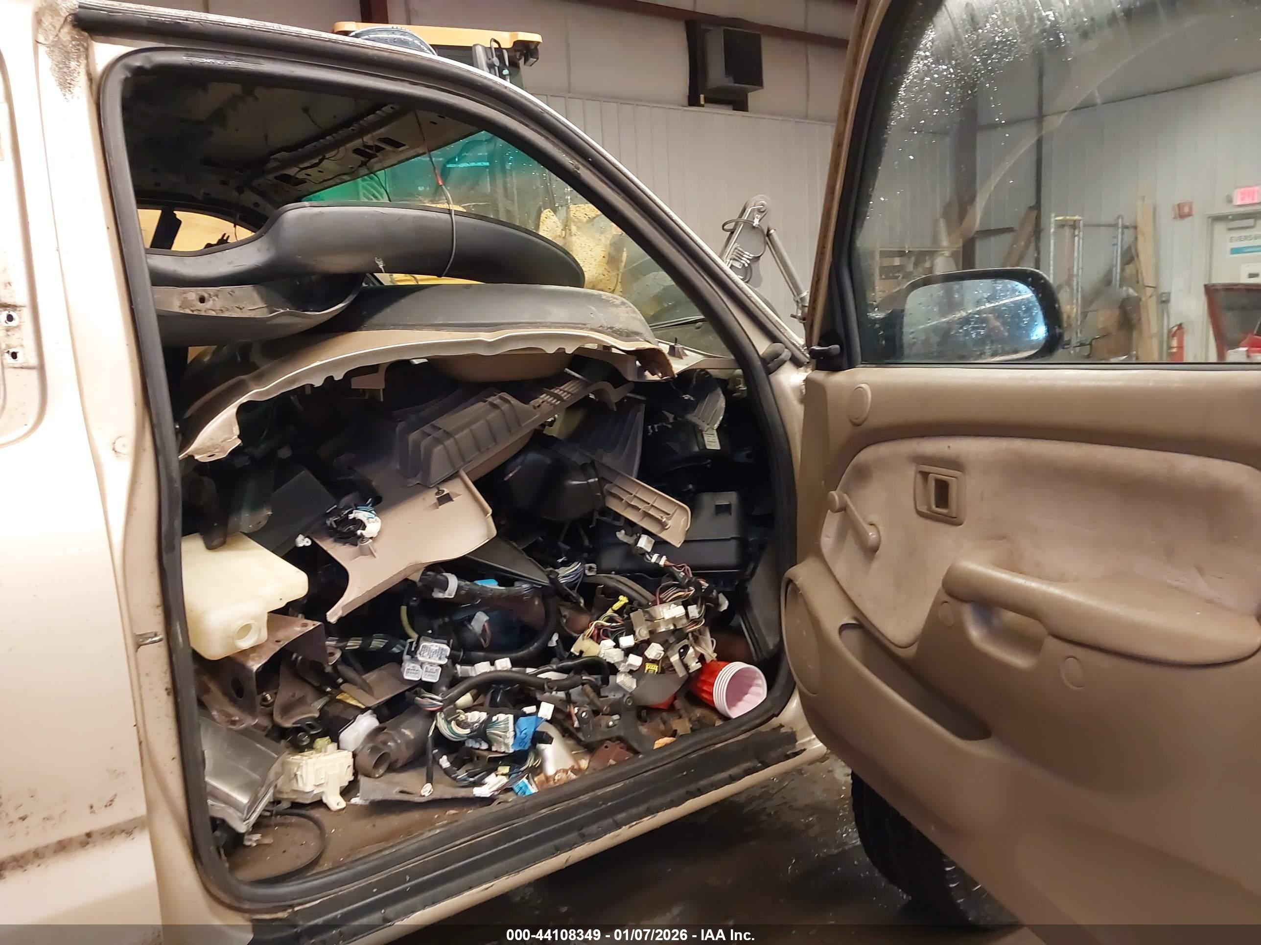 TOYOTA TACOMA image 5