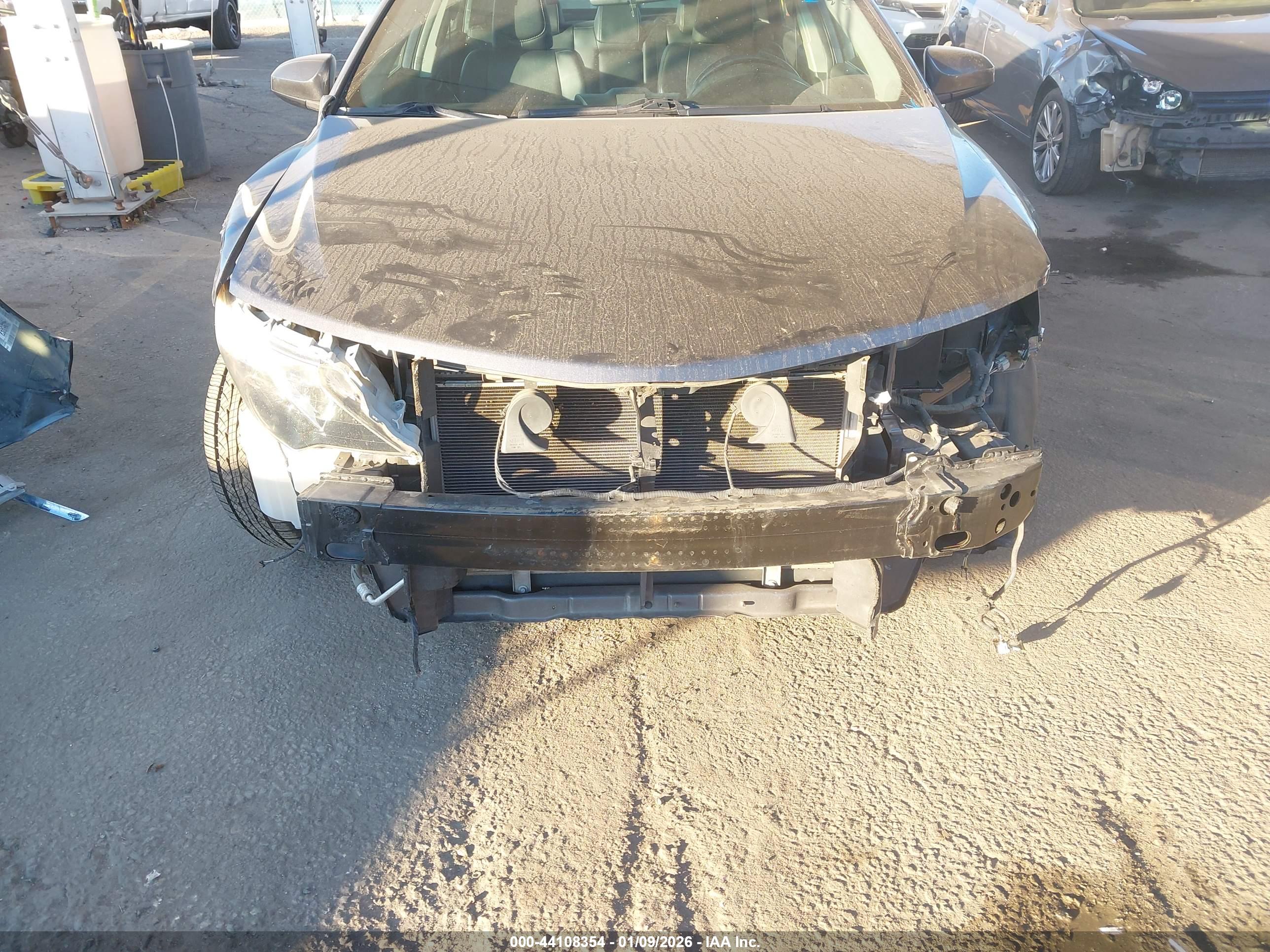 TOYOTA CAMRY image 6