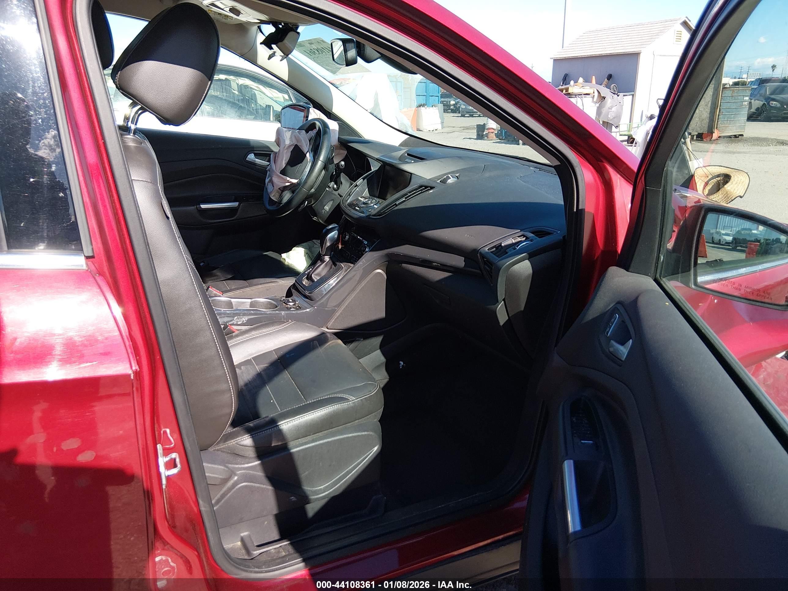 FORD ESCAPE image 5