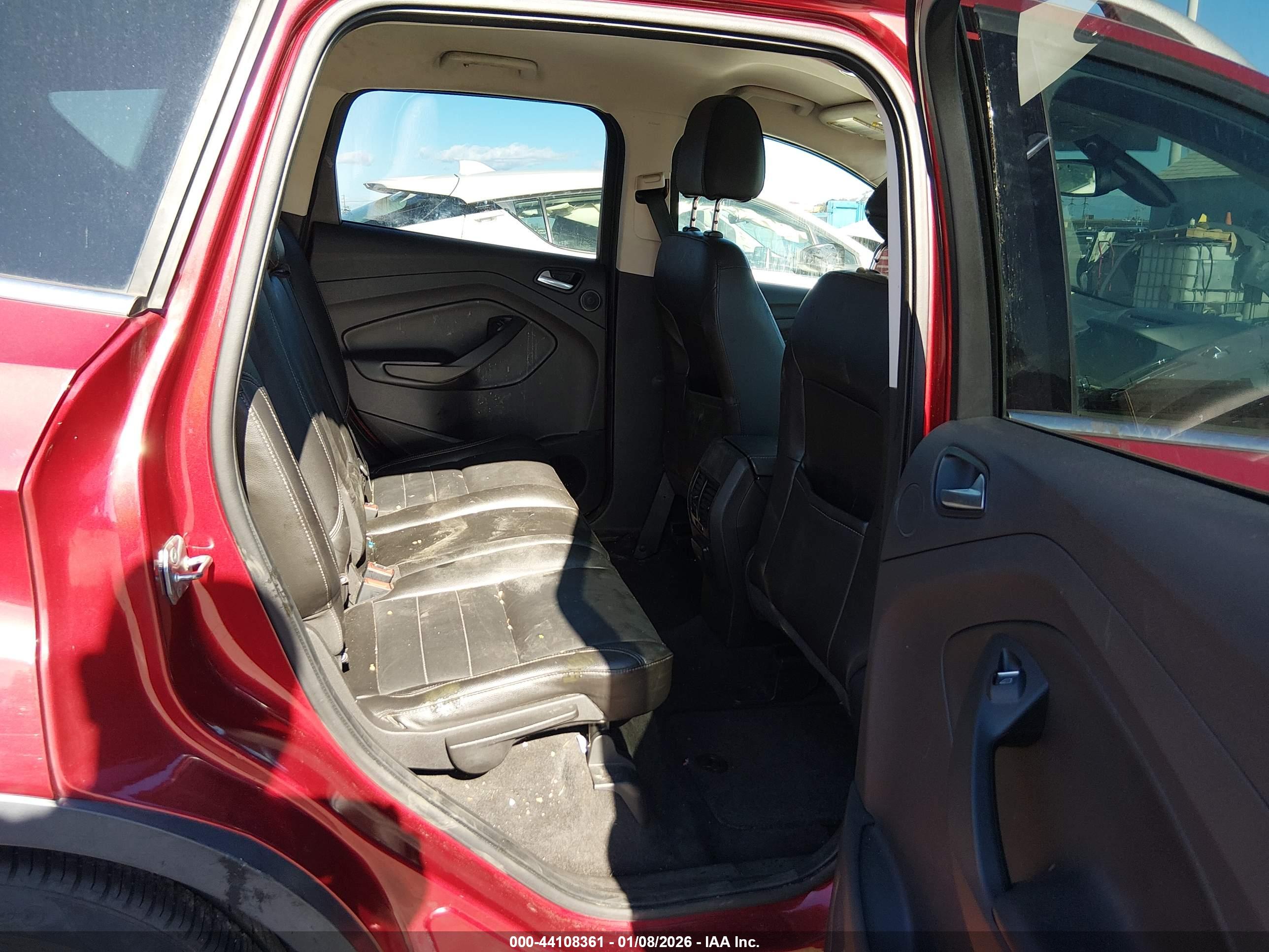 FORD ESCAPE image 8