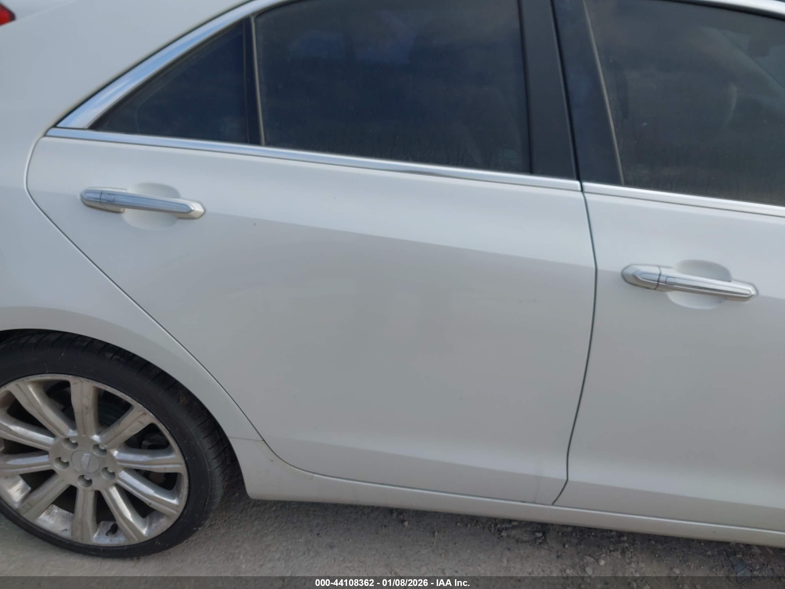 CADILLAC ATS image 6