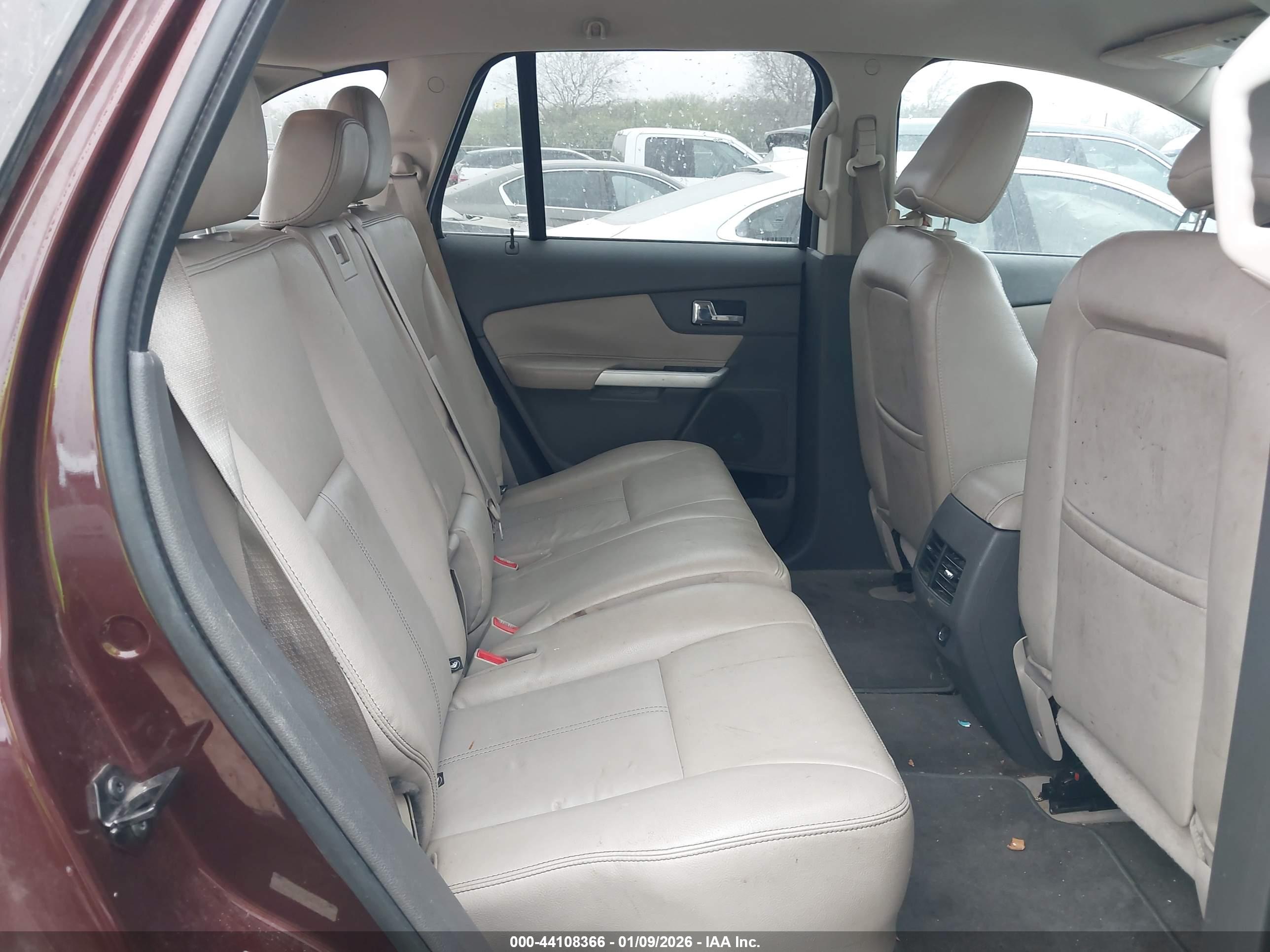 FORD EDGE image 8