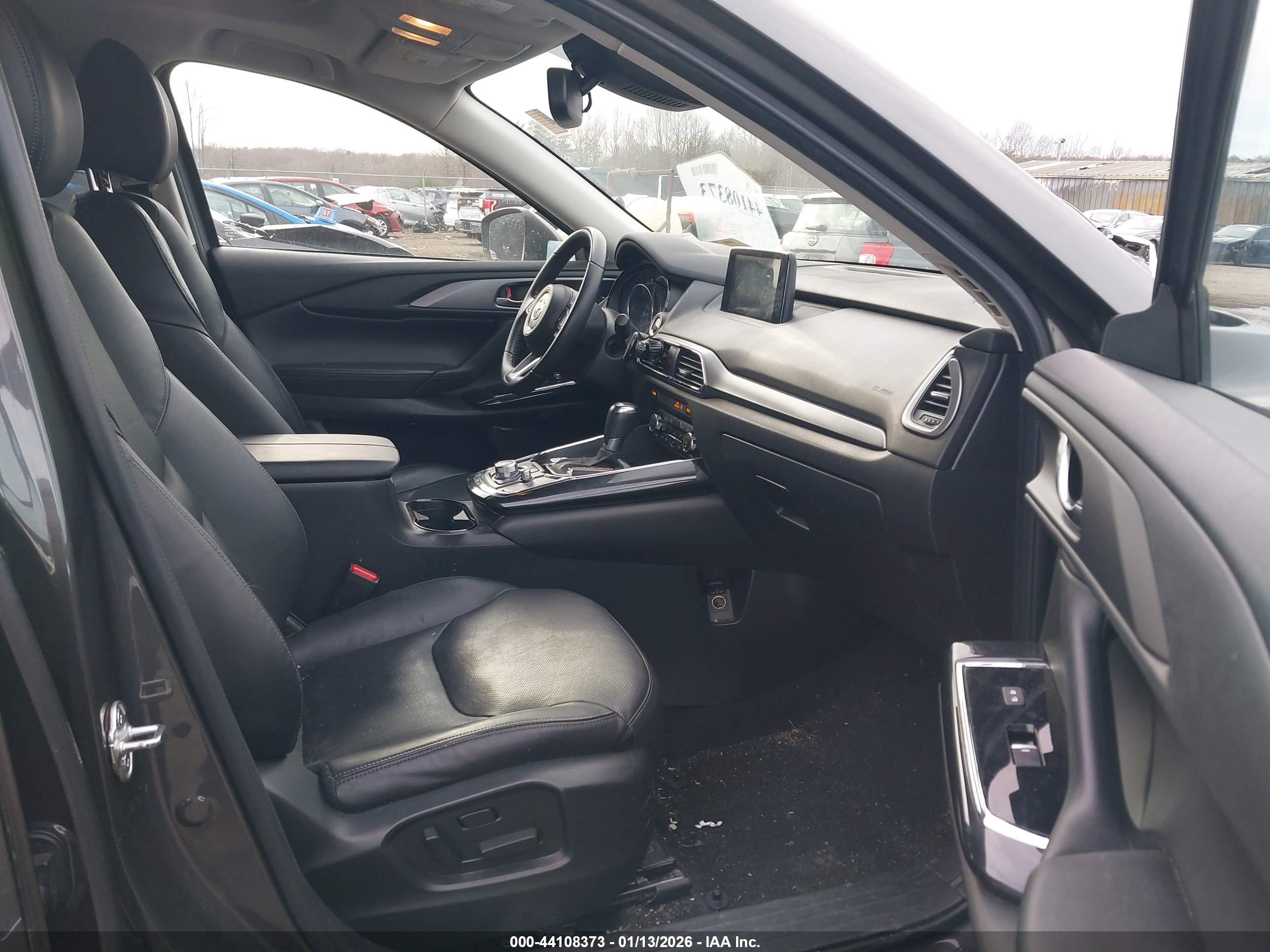 MAZDA CX-9 image 5
