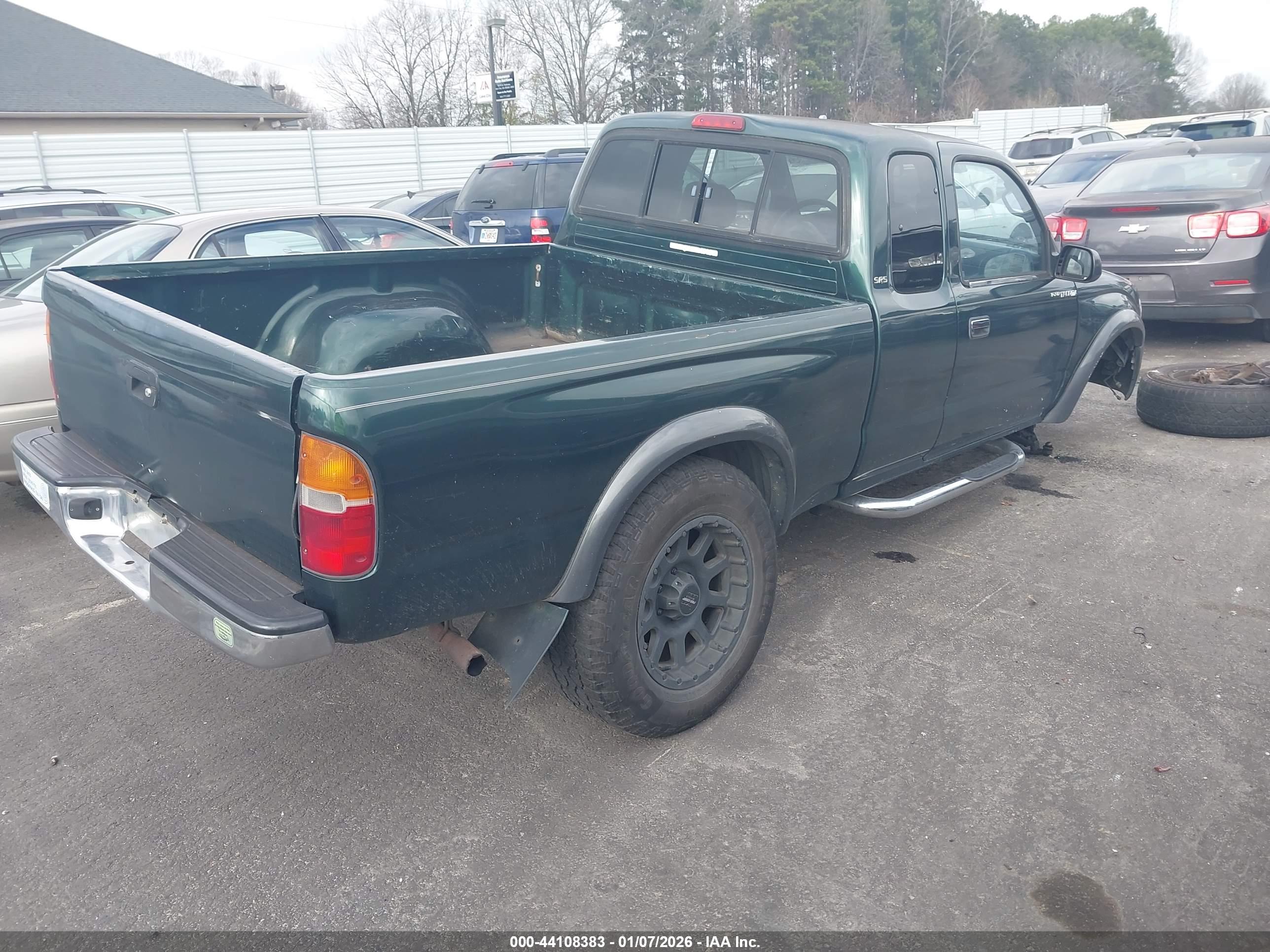 TOYOTA TACOMA image 4