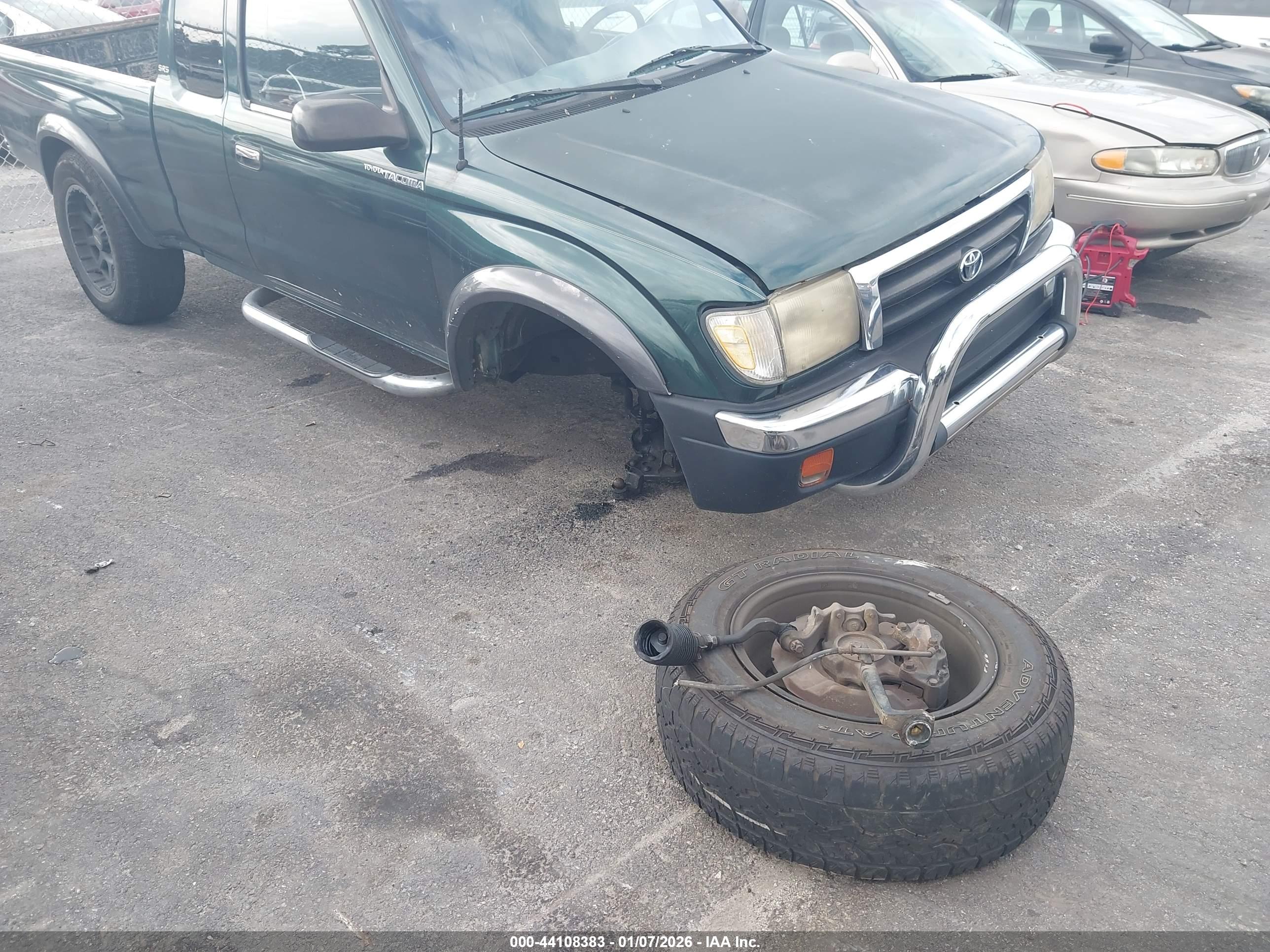 TOYOTA TACOMA image 6