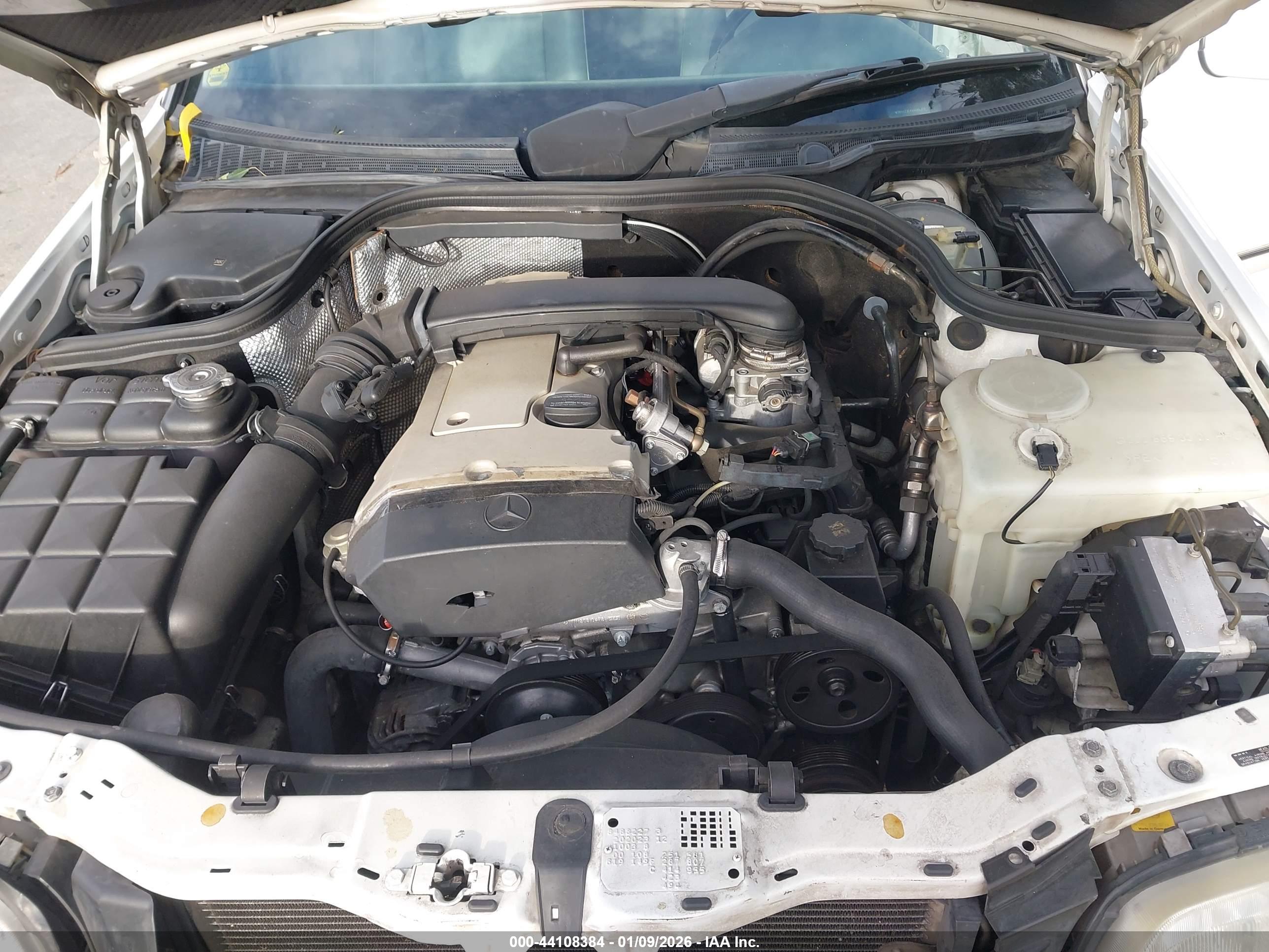 MERCEDES-BENZ C image 10