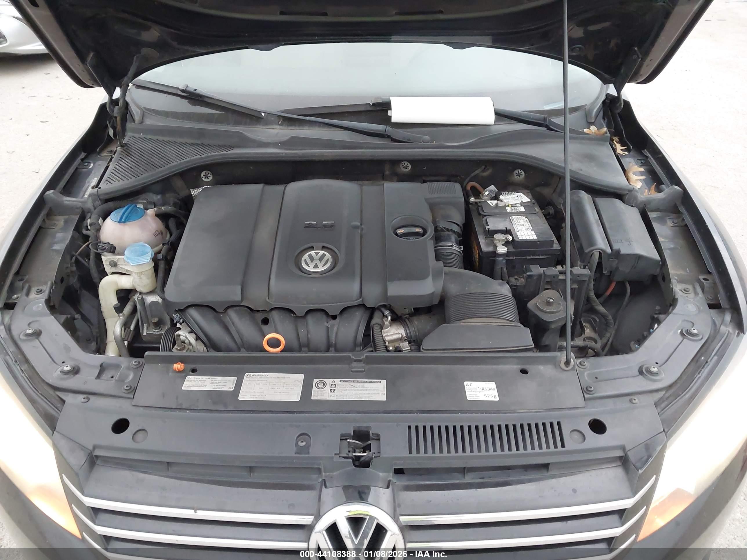 VOLKSWAGEN PASSAT image 10