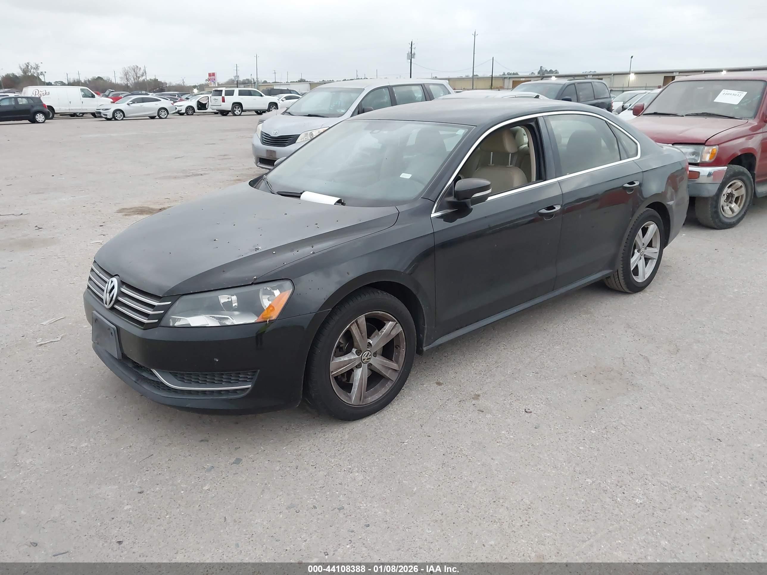 VOLKSWAGEN PASSAT image 2