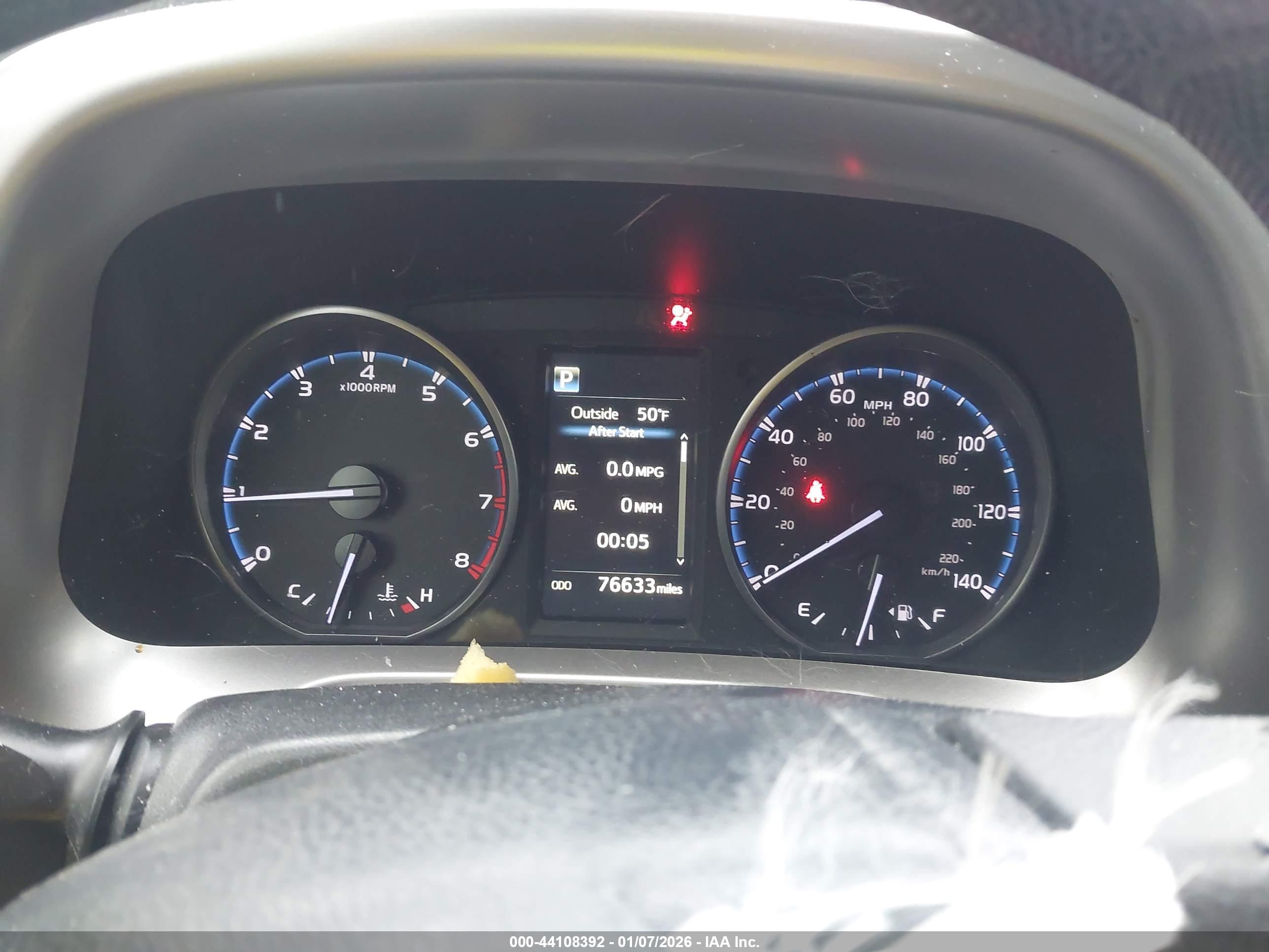 TOYOTA RAV4 image 7