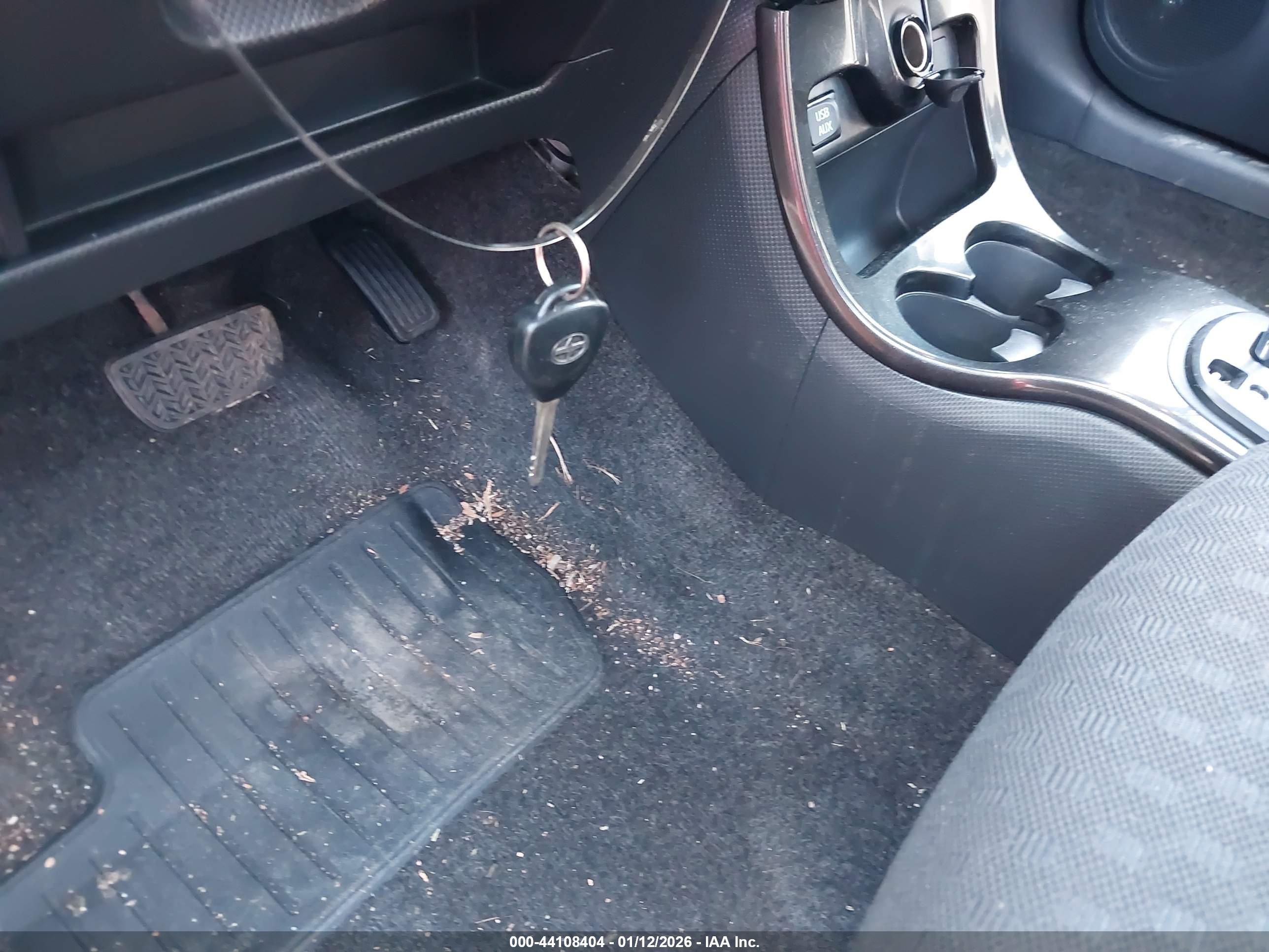 SCION XD image 11