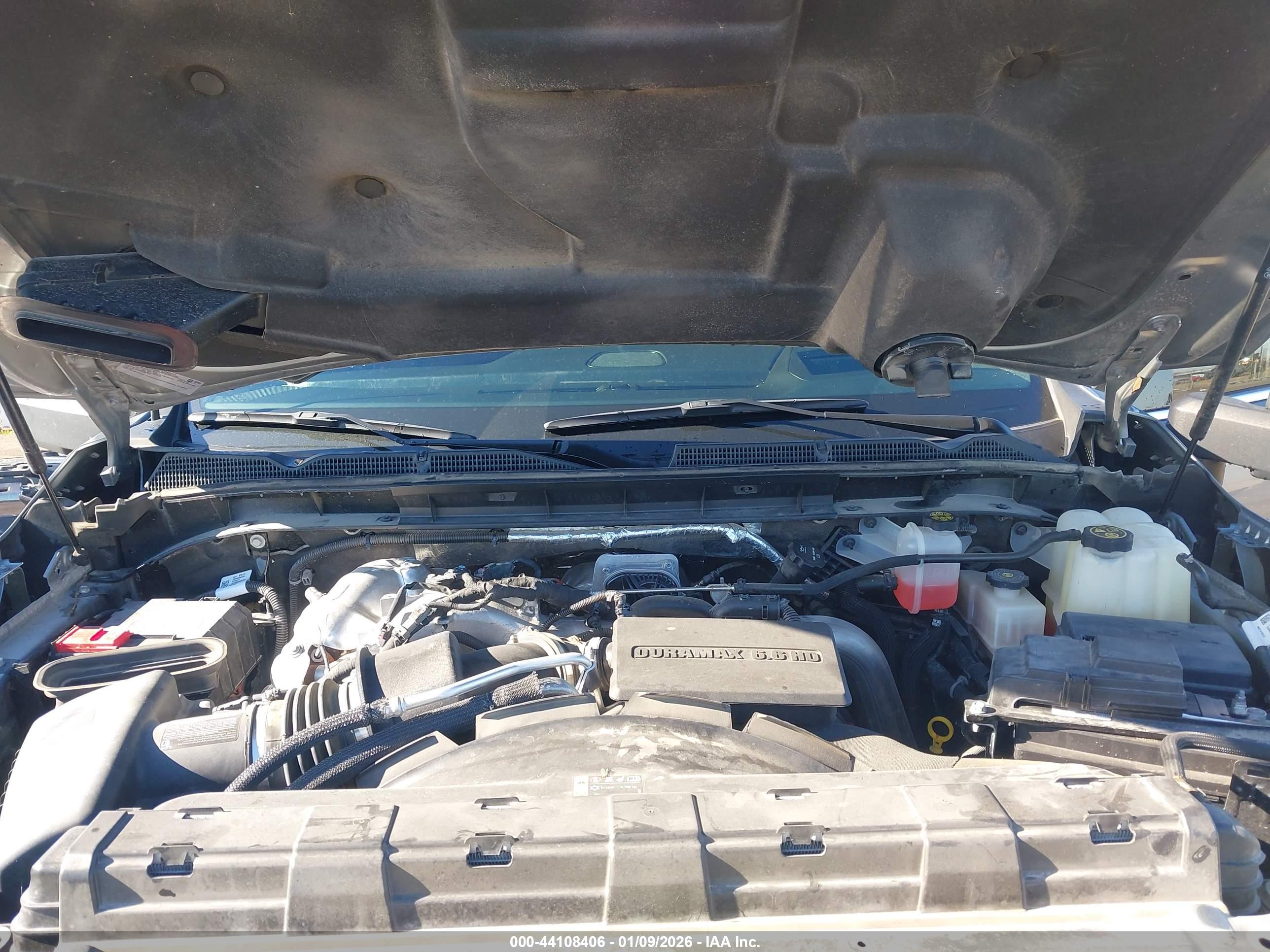 GMC SIERRA image 10