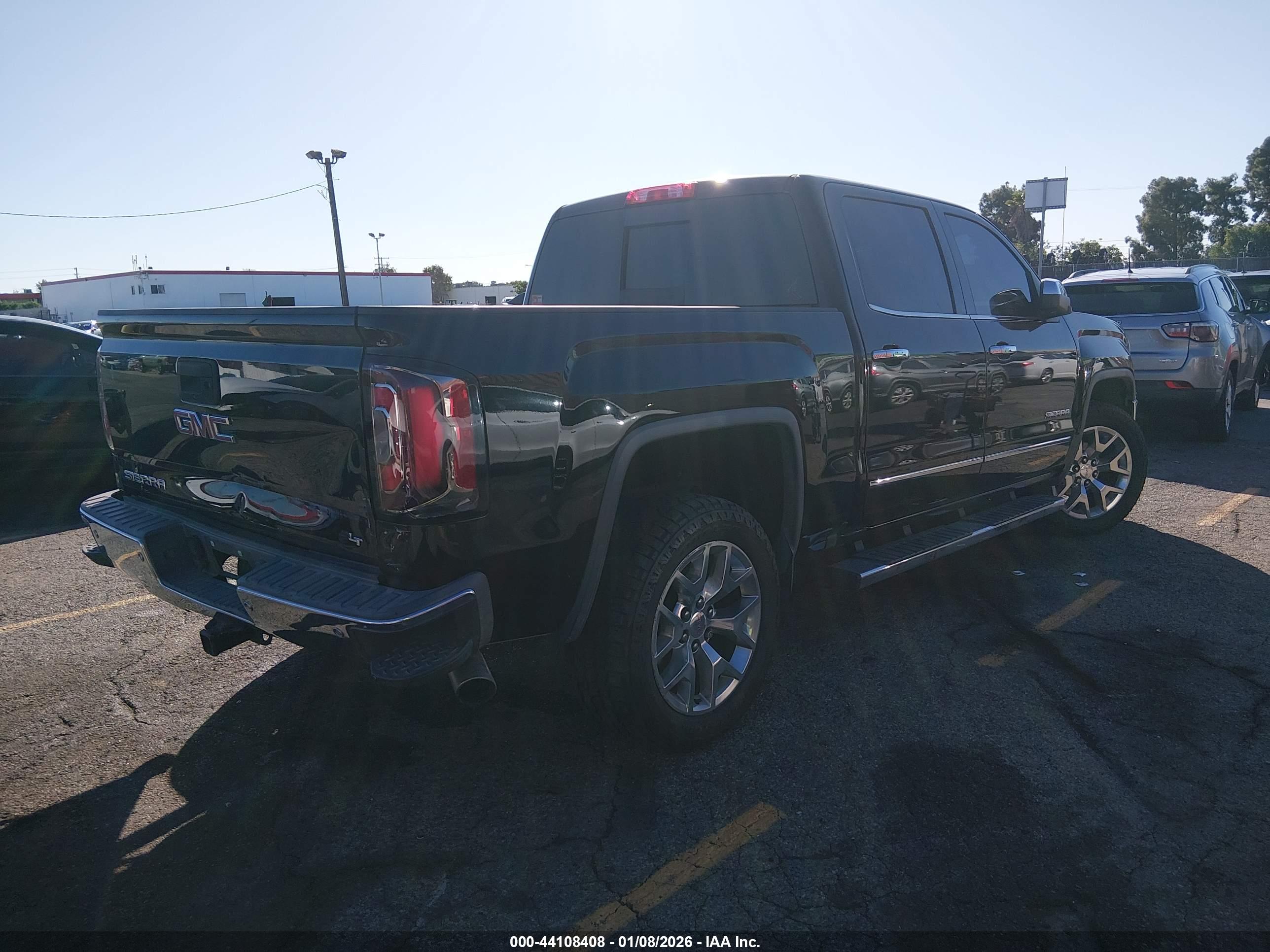 GMC SIERRA image 4