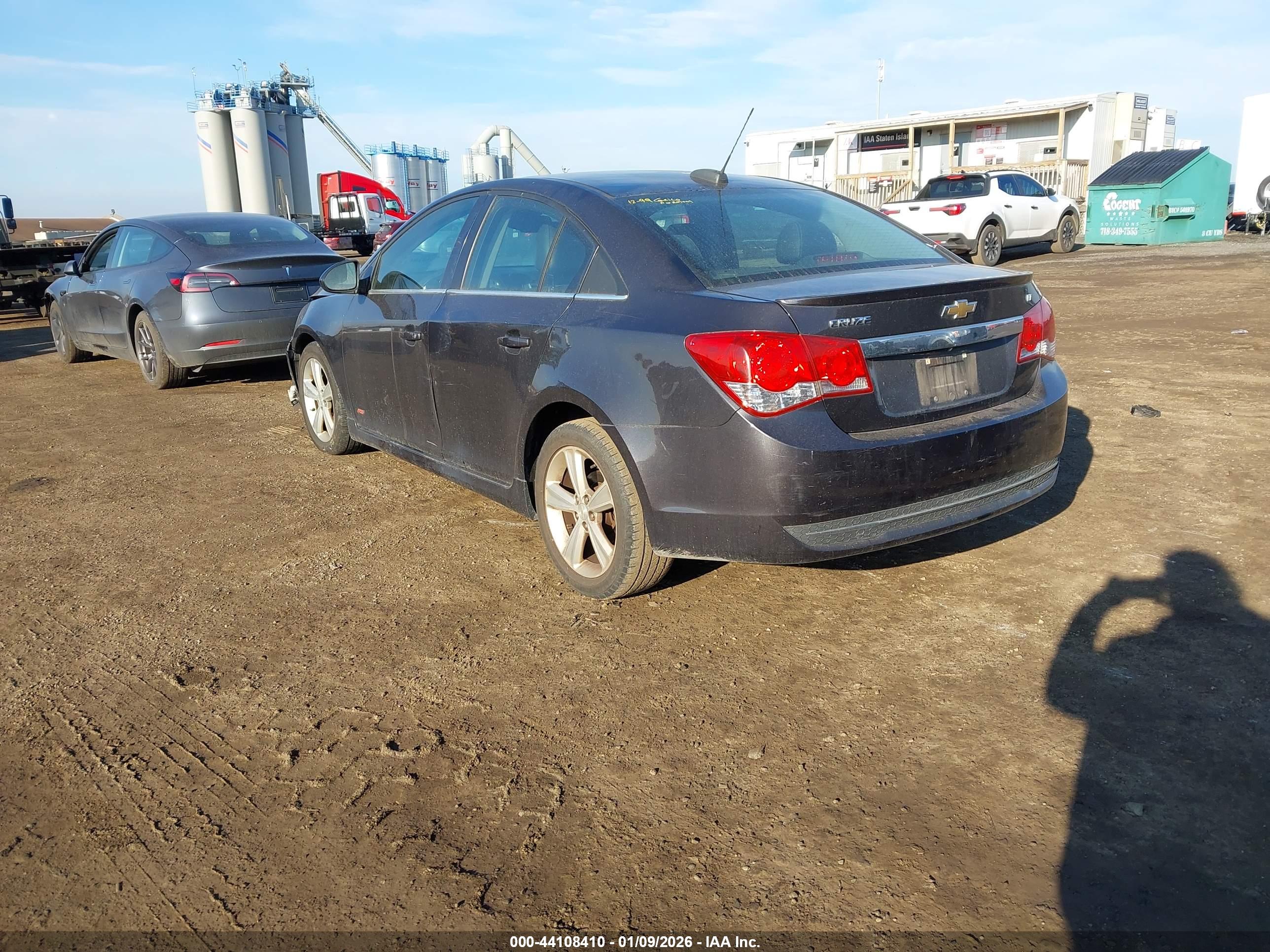 CHEVROLET CRUZE image 3