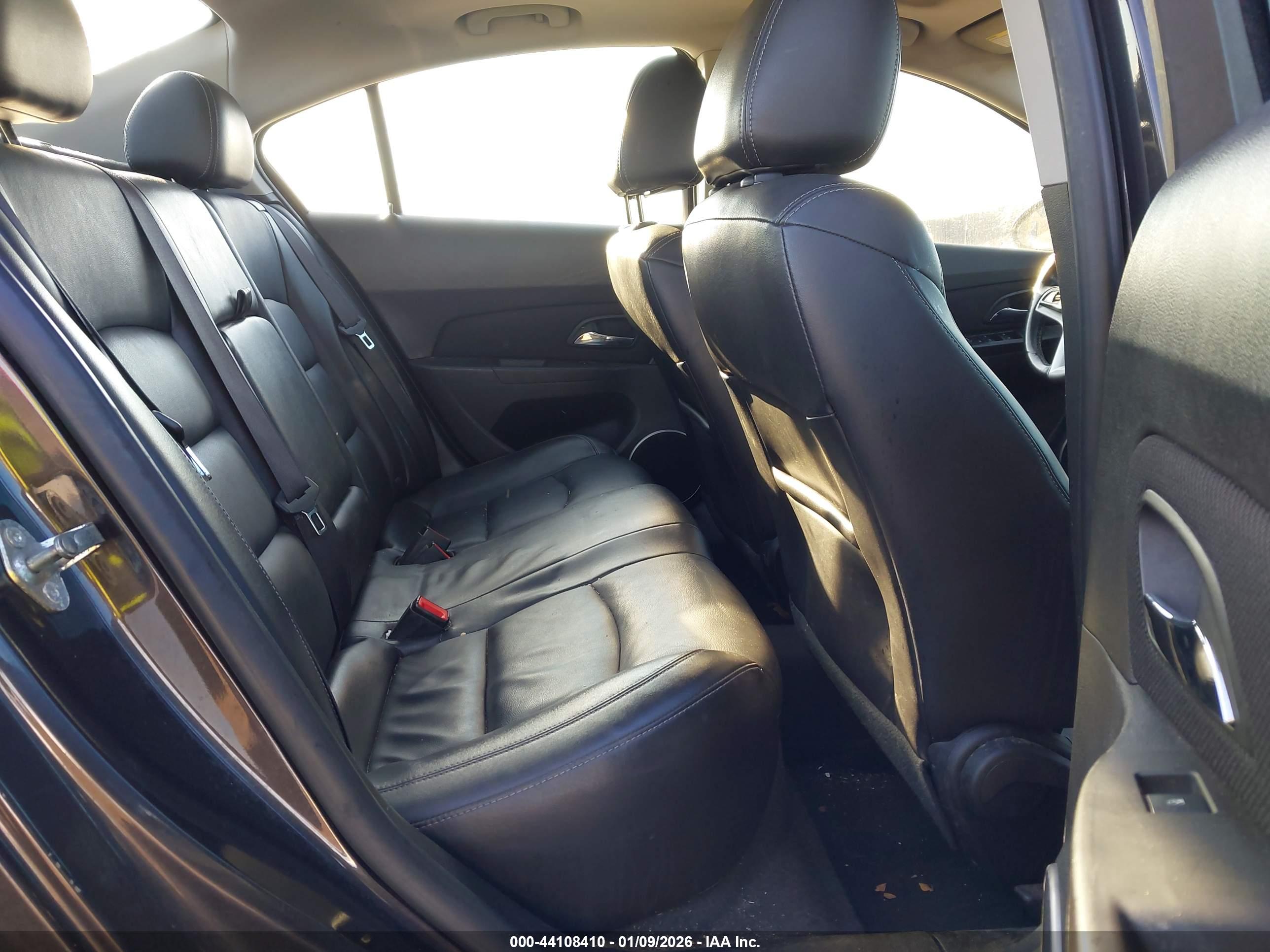 CHEVROLET CRUZE image 8