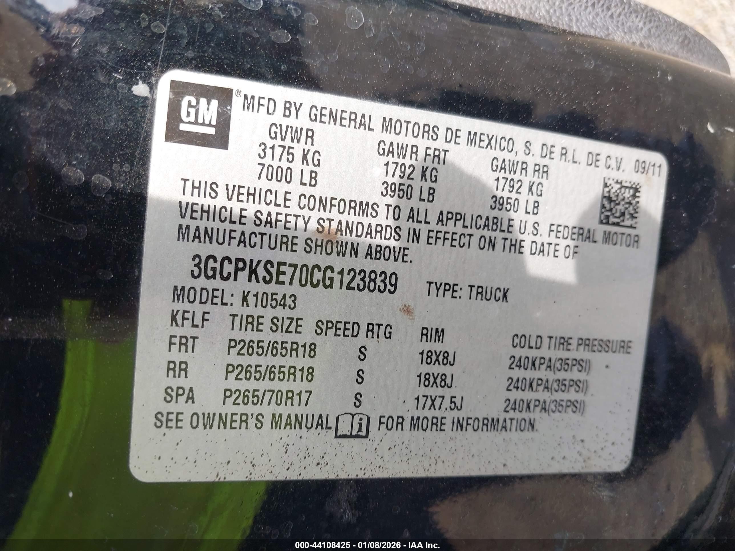 CHEVROLET SILVERADO image 9