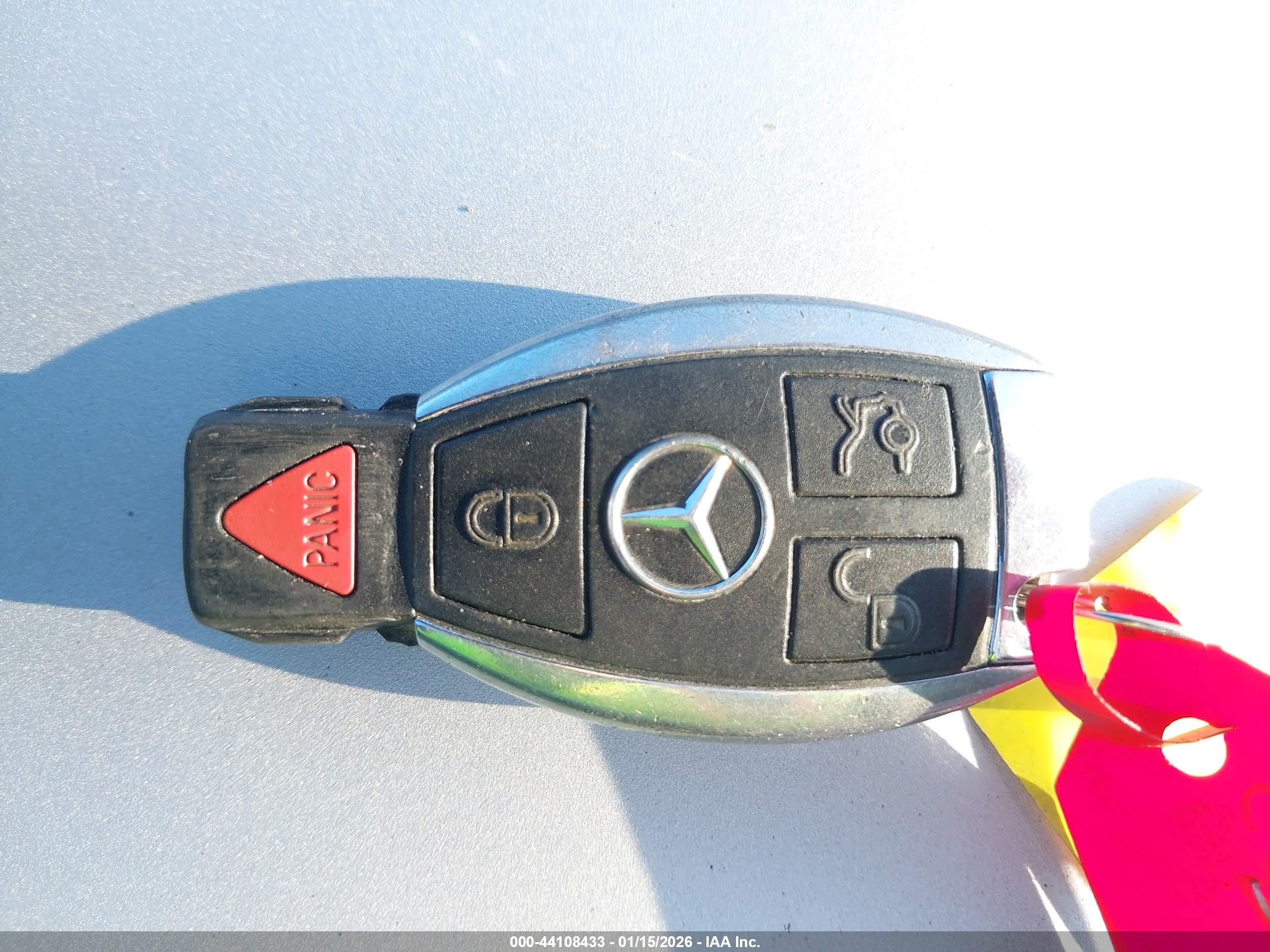 MERCEDES-BENZ C image 11