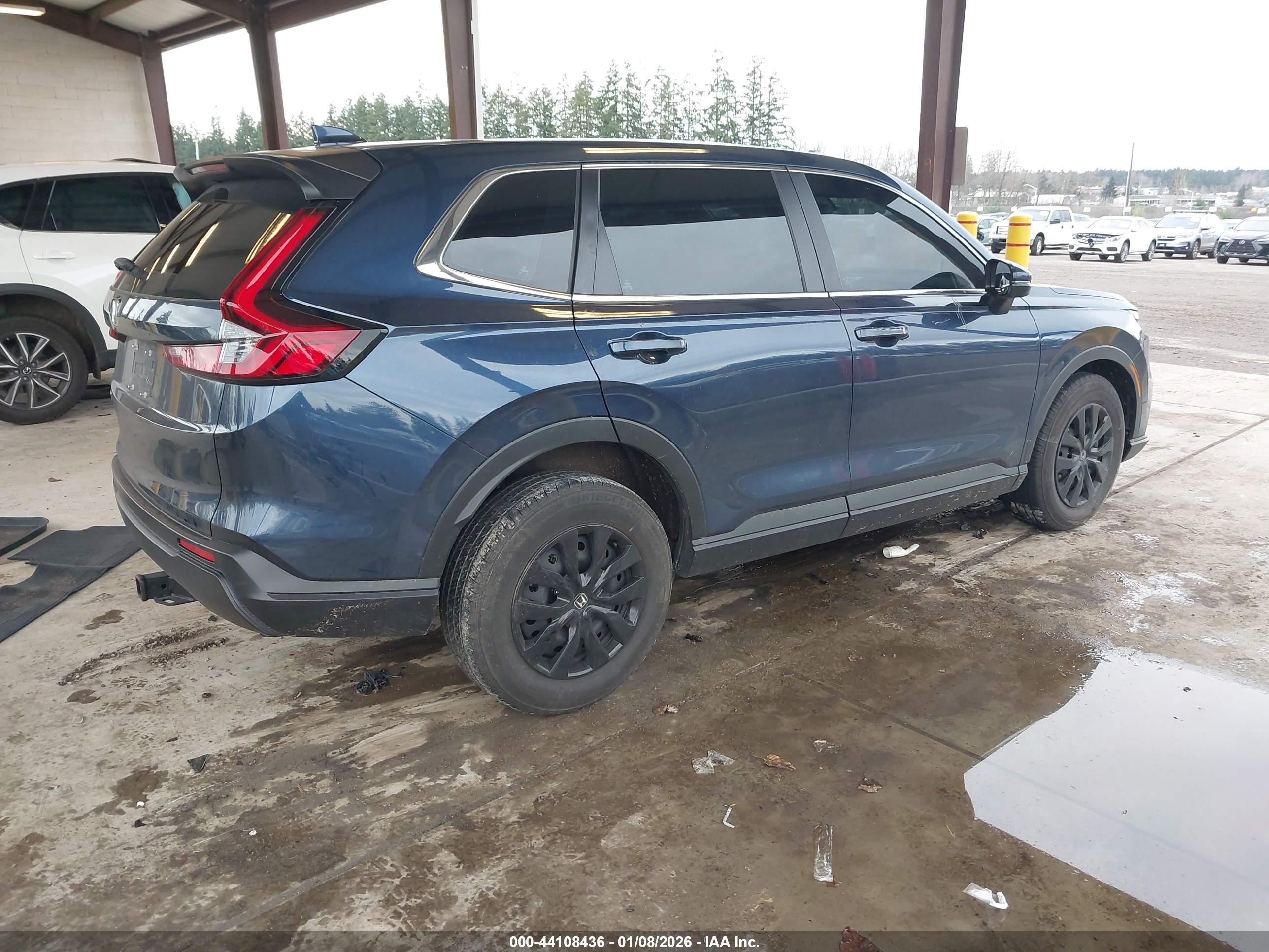 HONDA CR-V image 4