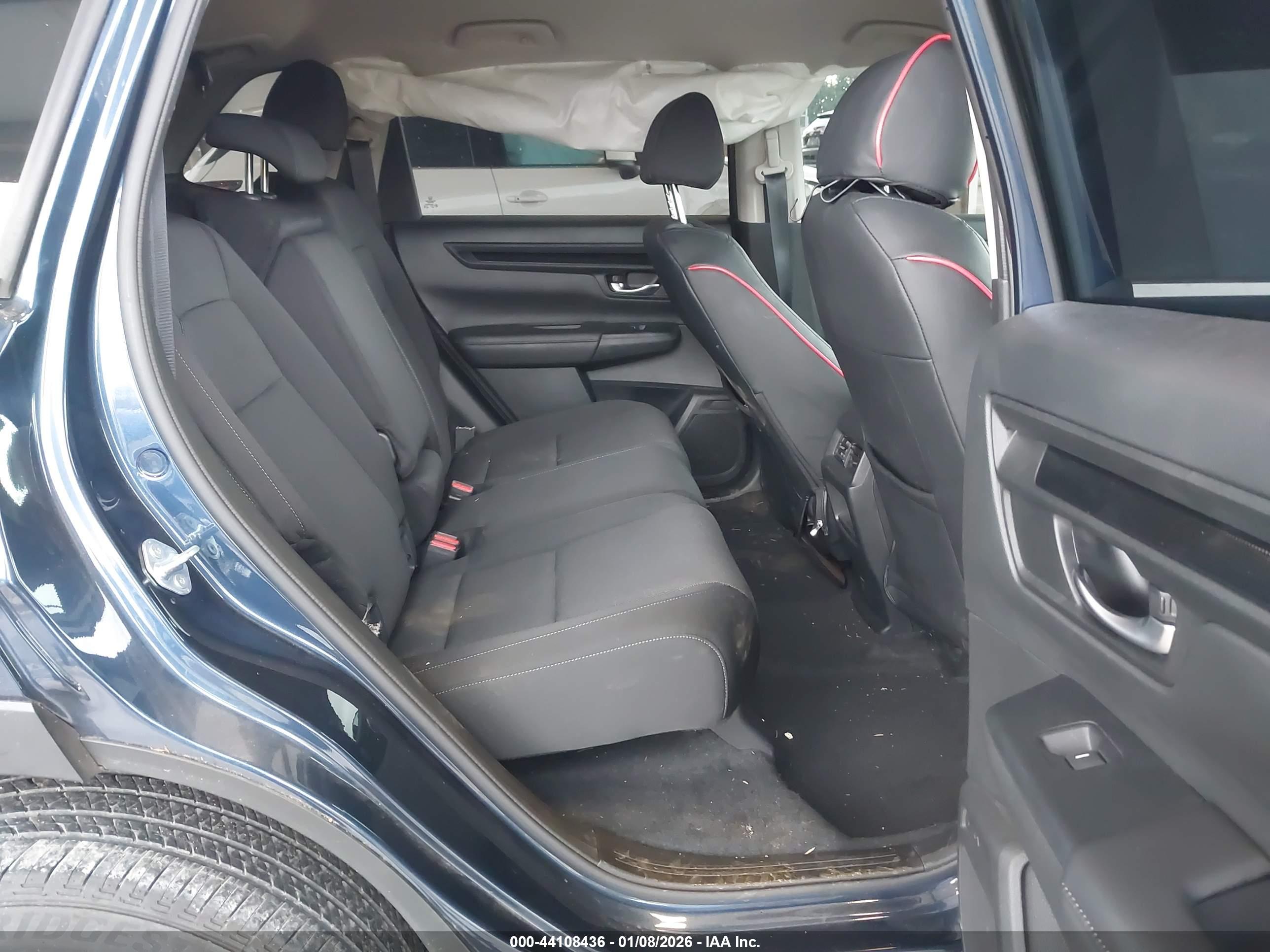 HONDA CR-V image 8