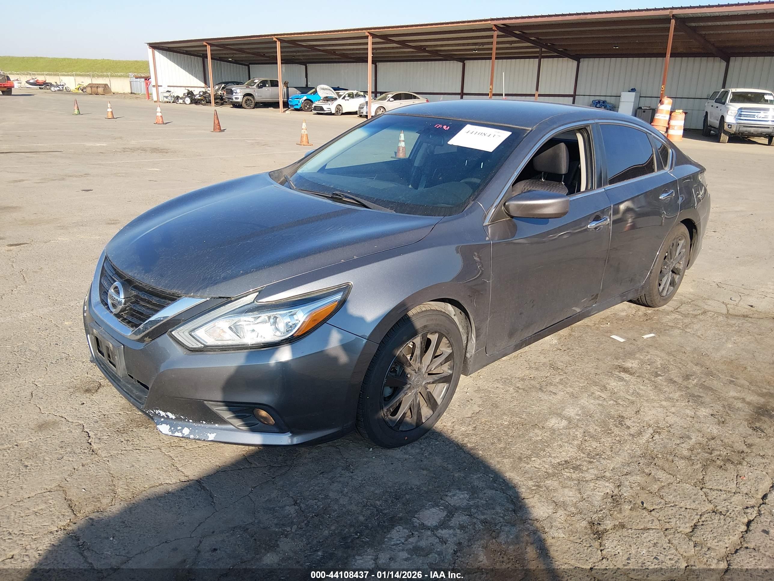 NISSAN ALTIMA image 2