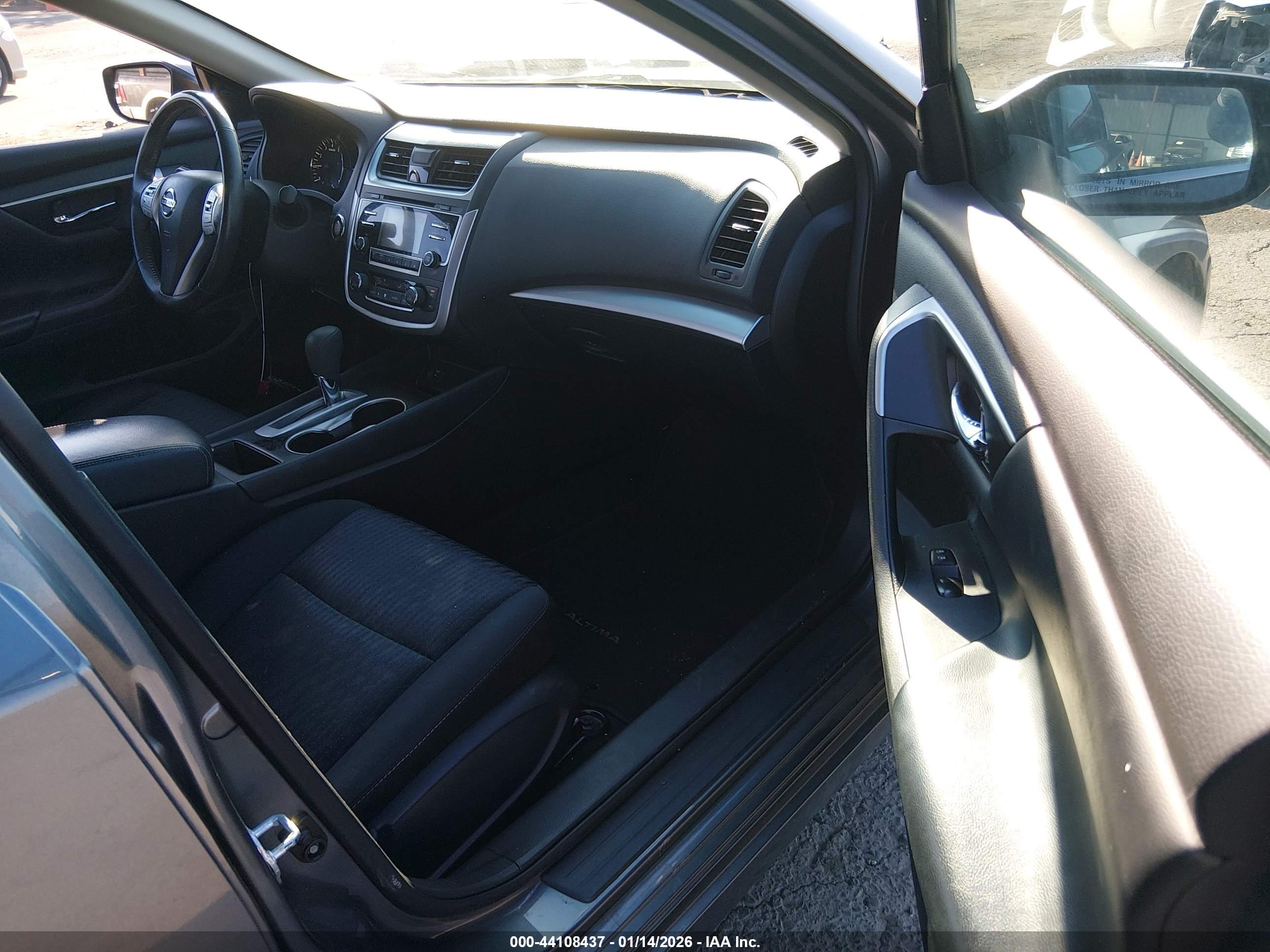 NISSAN ALTIMA image 5
