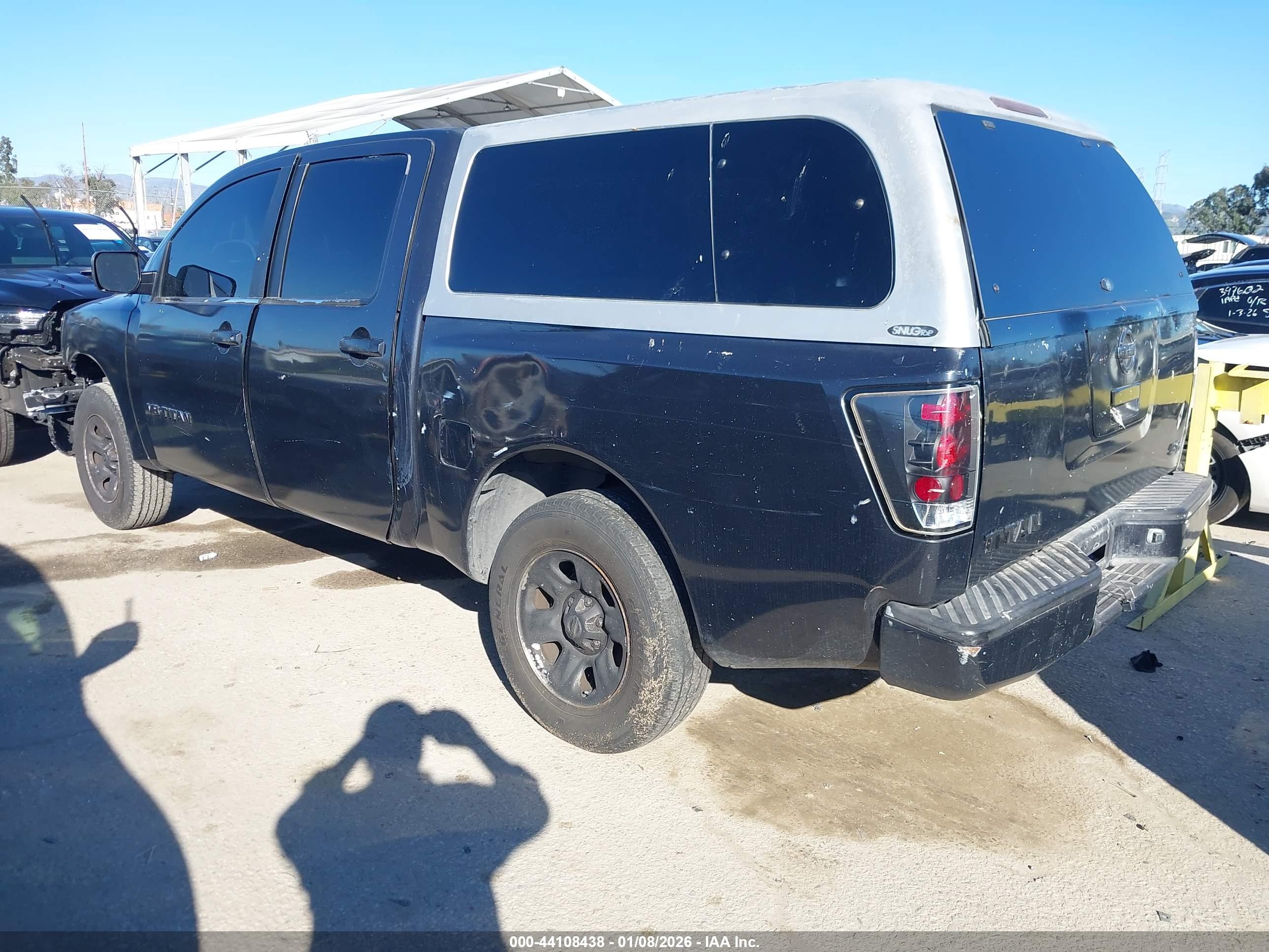 NISSAN TITAN image 3