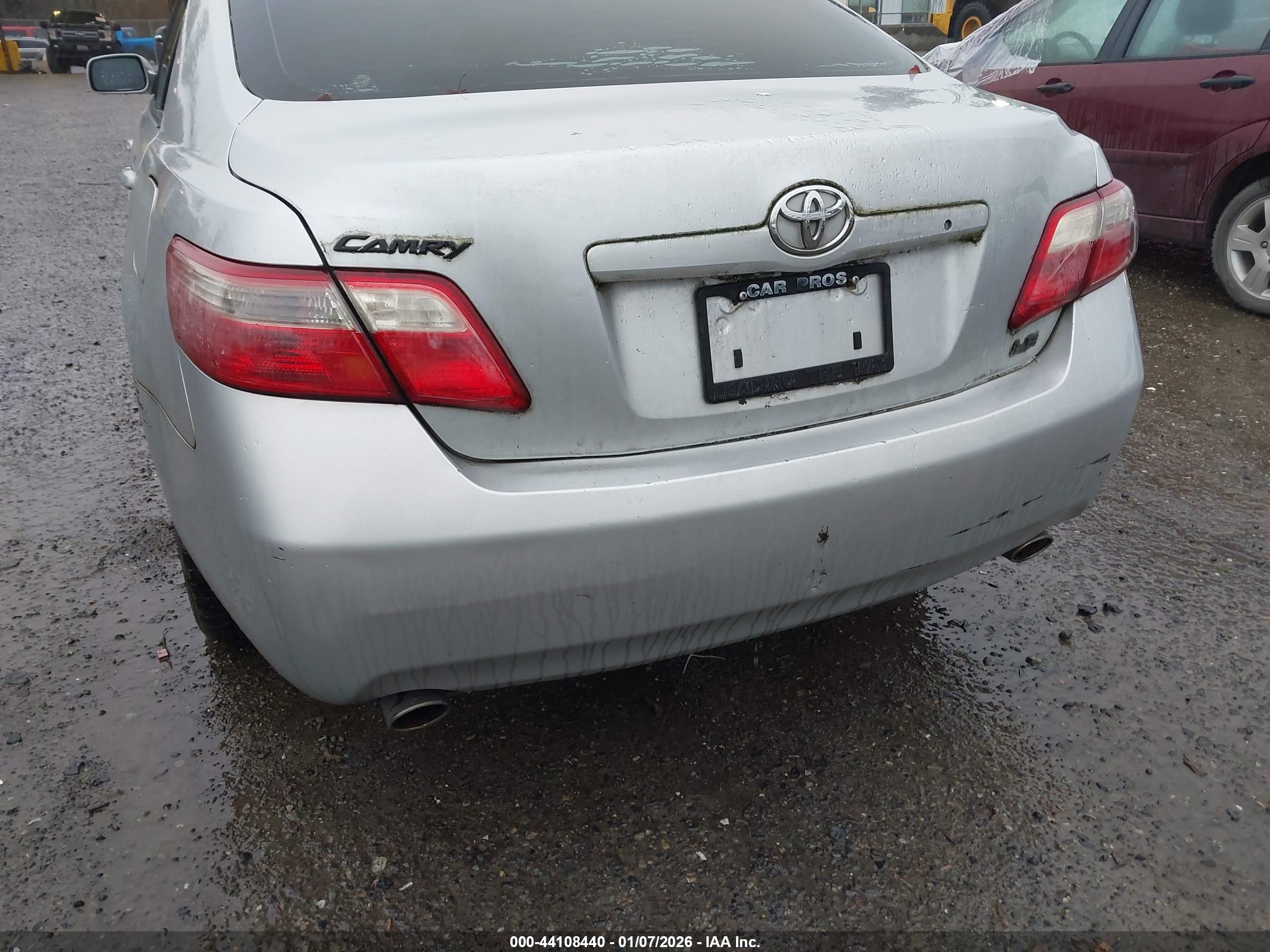 TOYOTA CAMRY image 6