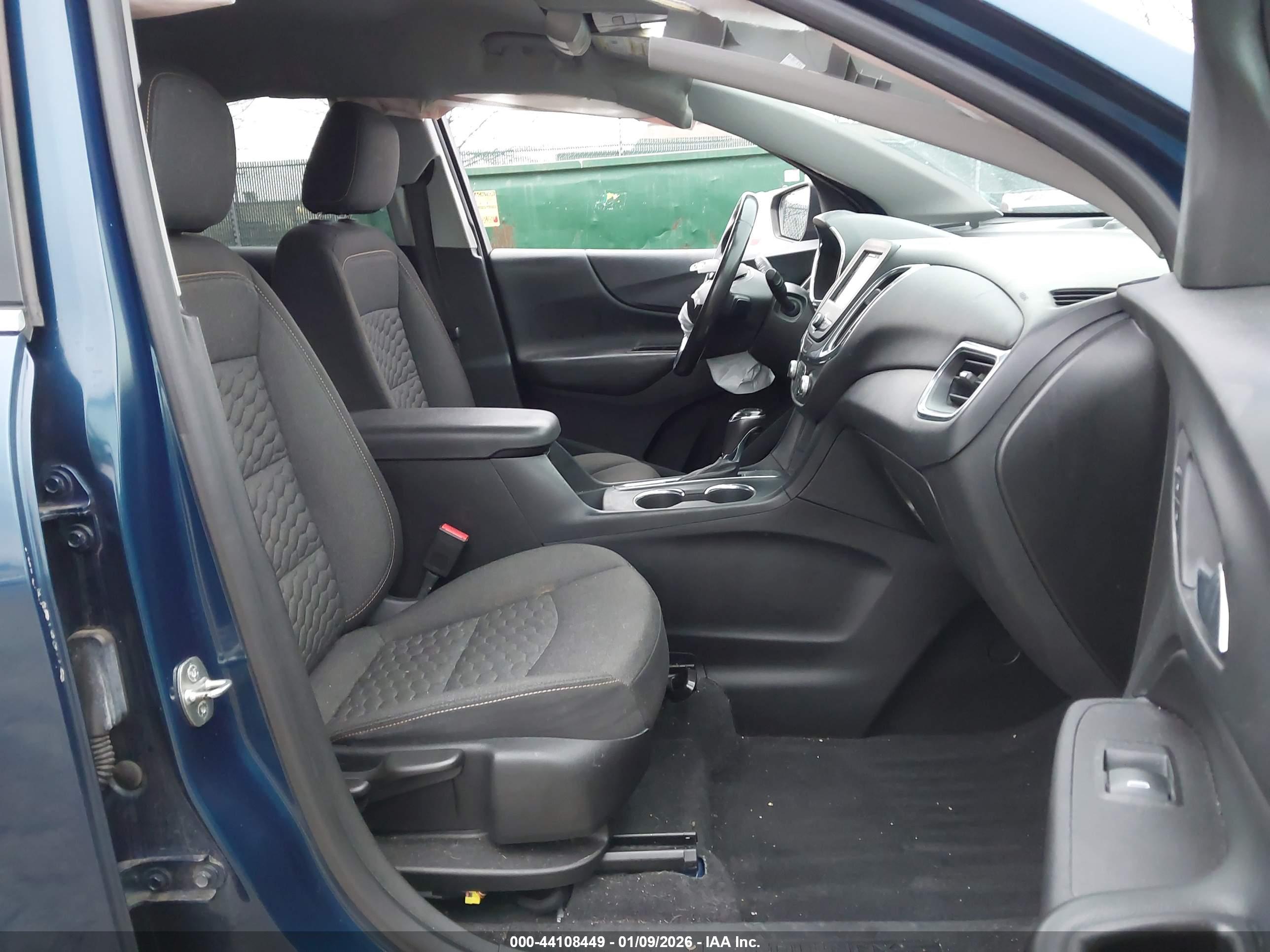 CHEVROLET EQUINOX image 5