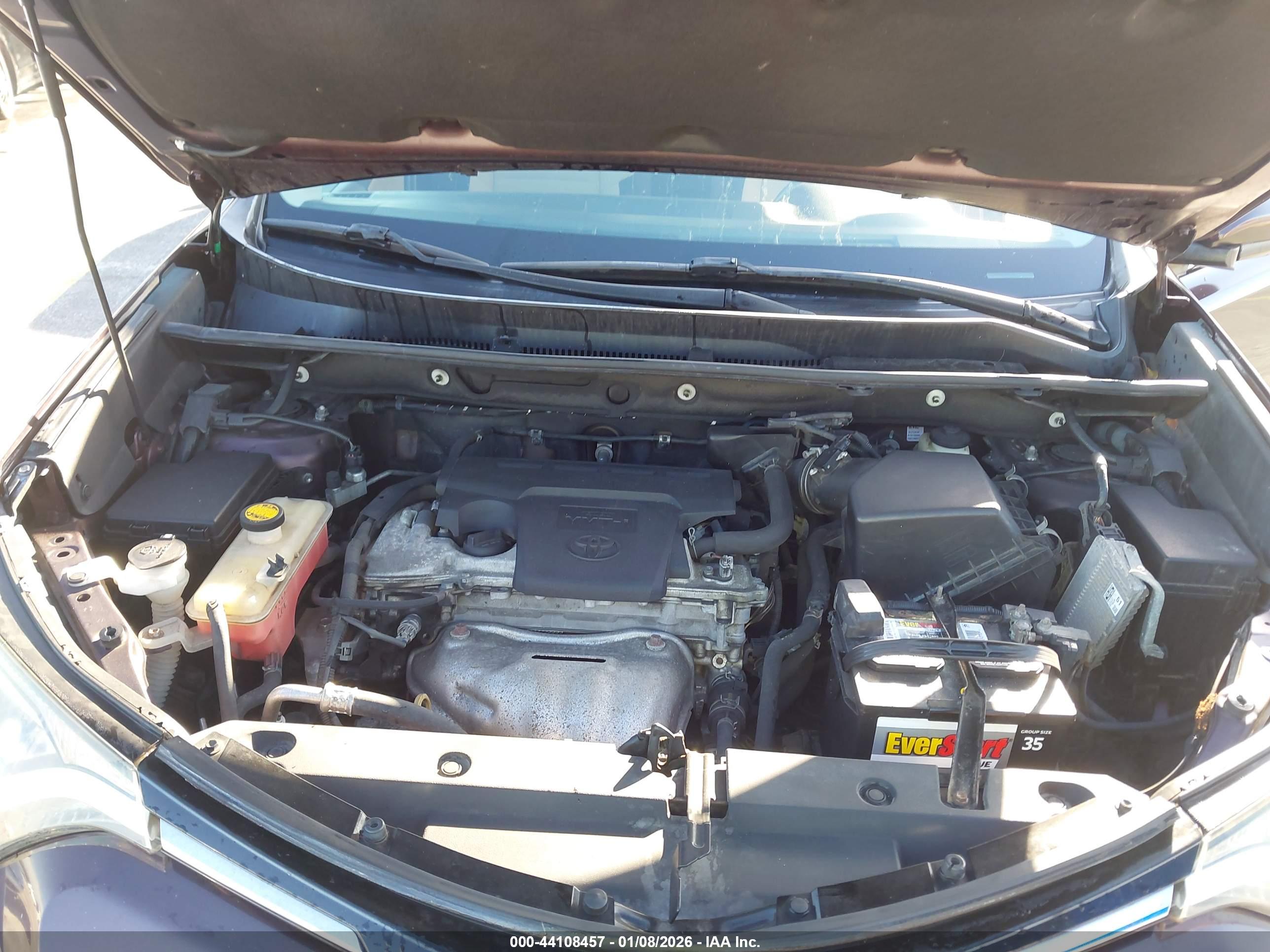 TOYOTA RAV4 image 10
