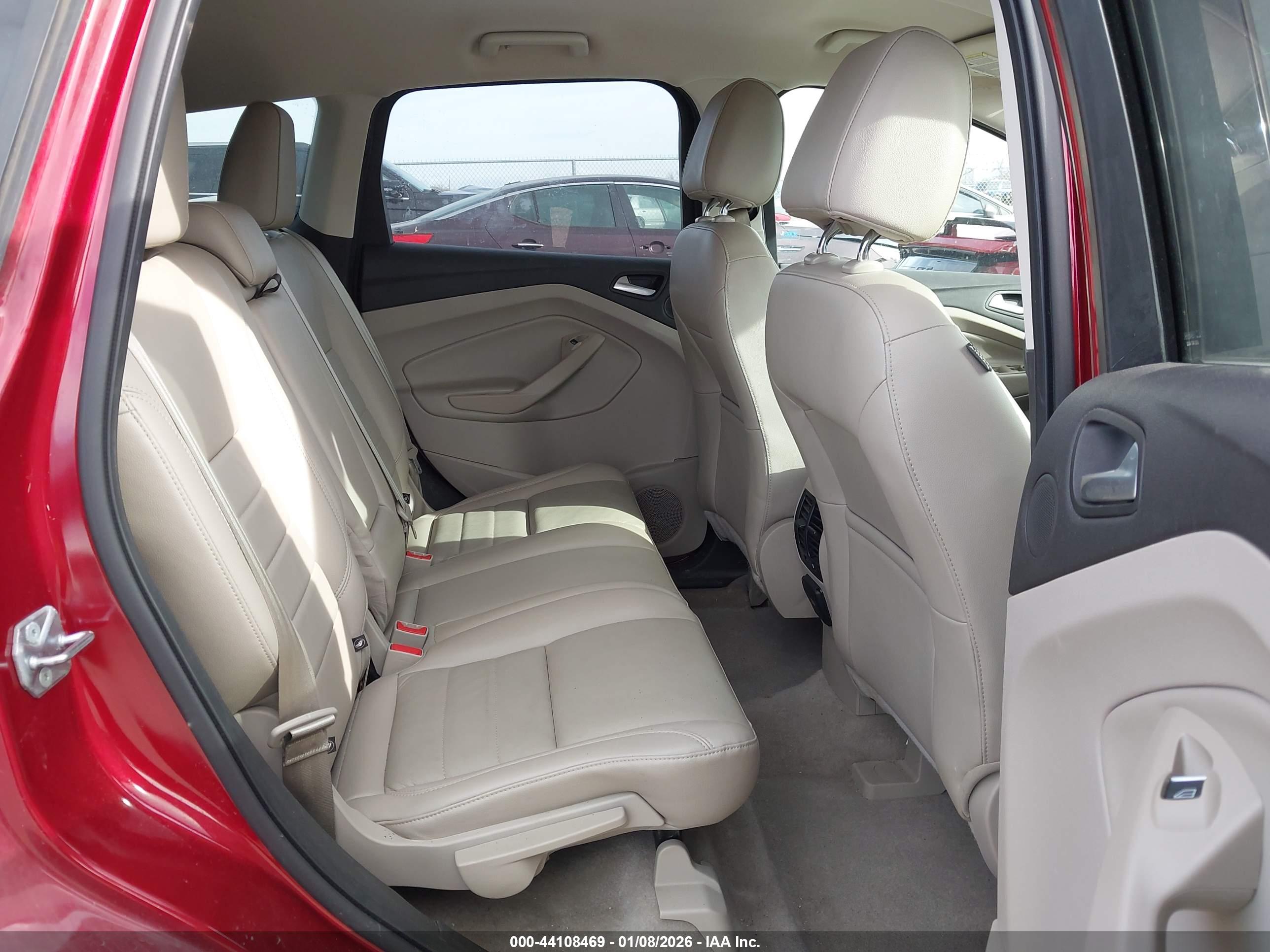 FORD ESCAPE image 8