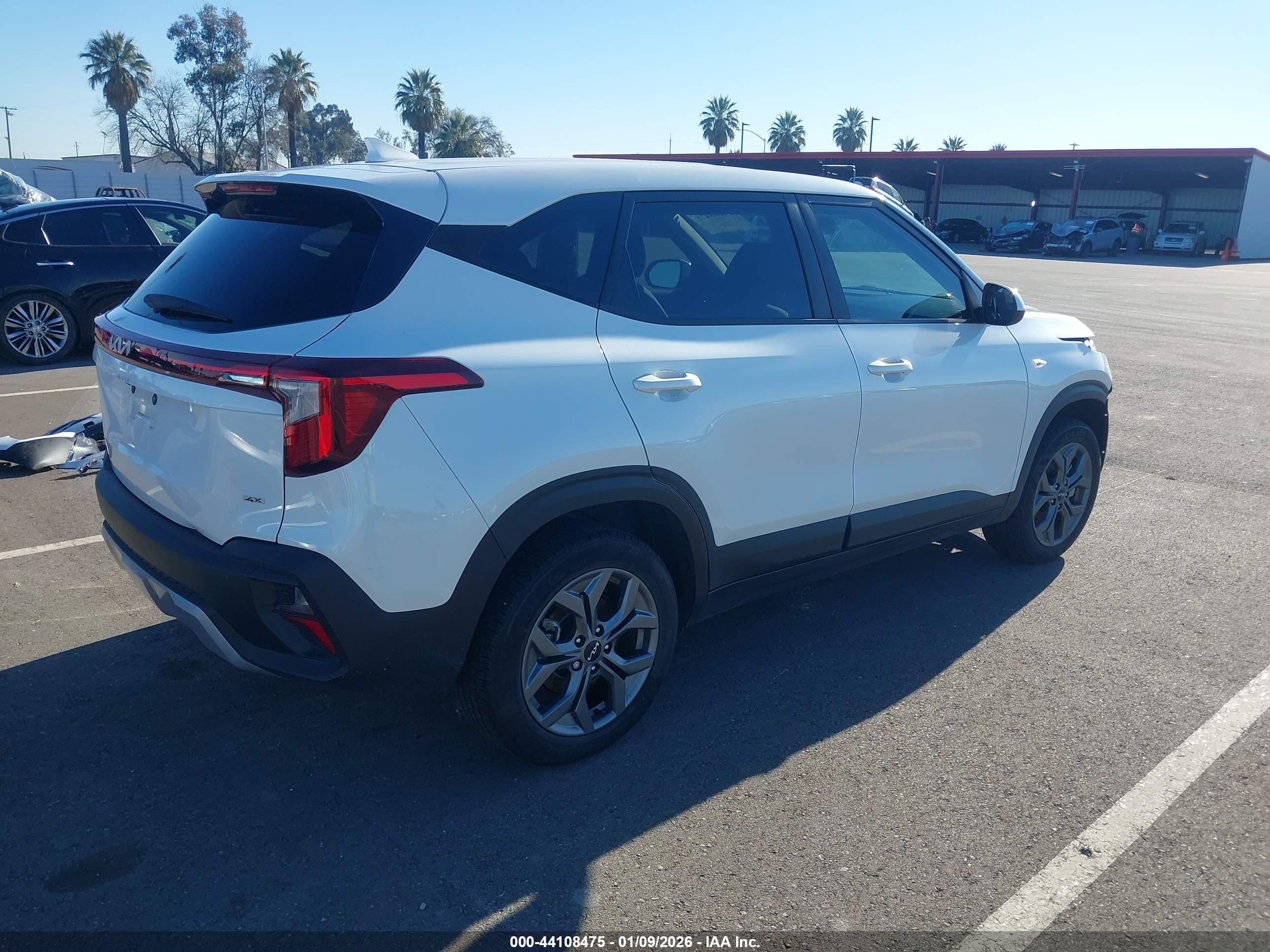 KIA SELTOS image 4