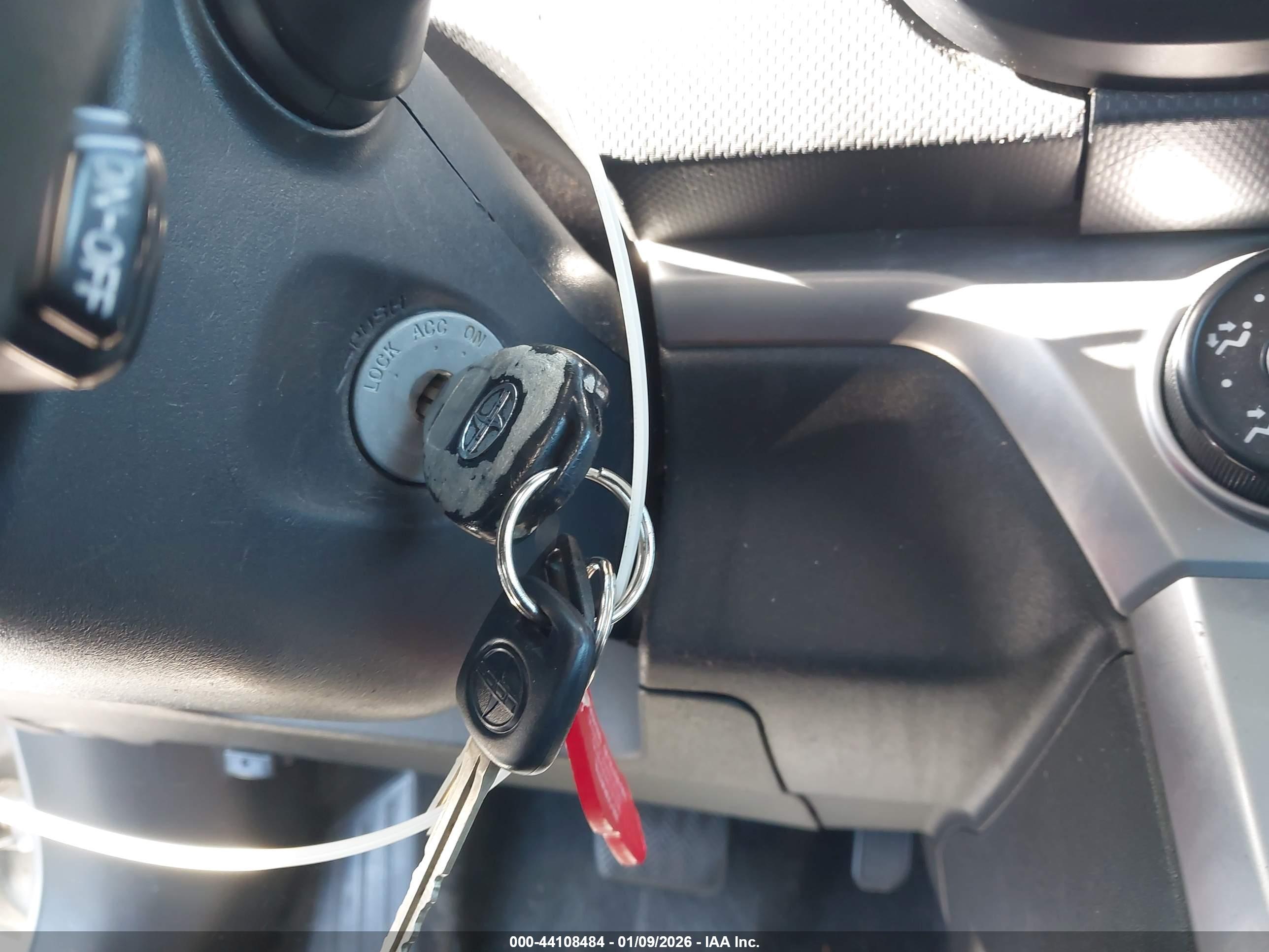 SCION XB image 11