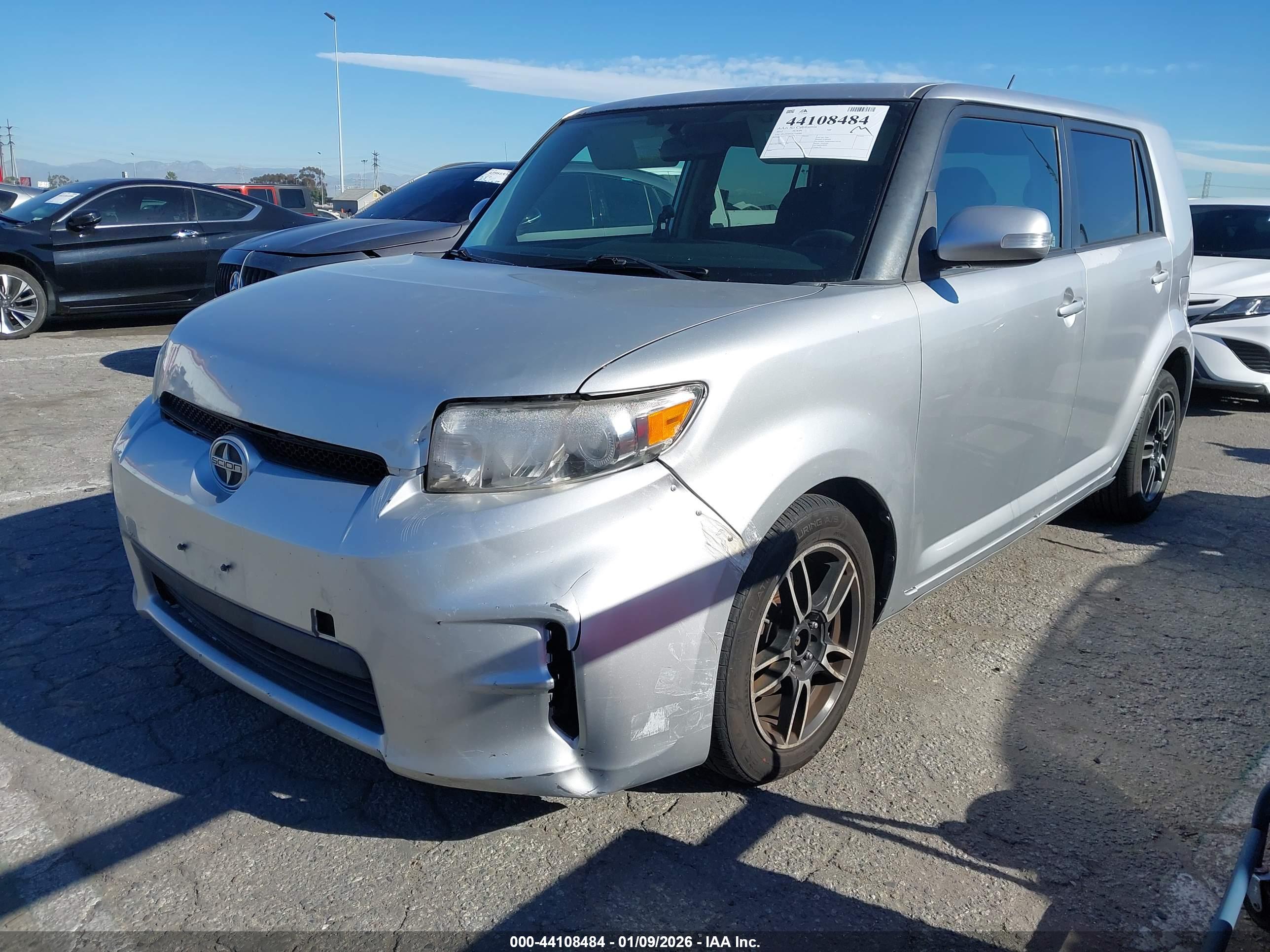 SCION XB image 2