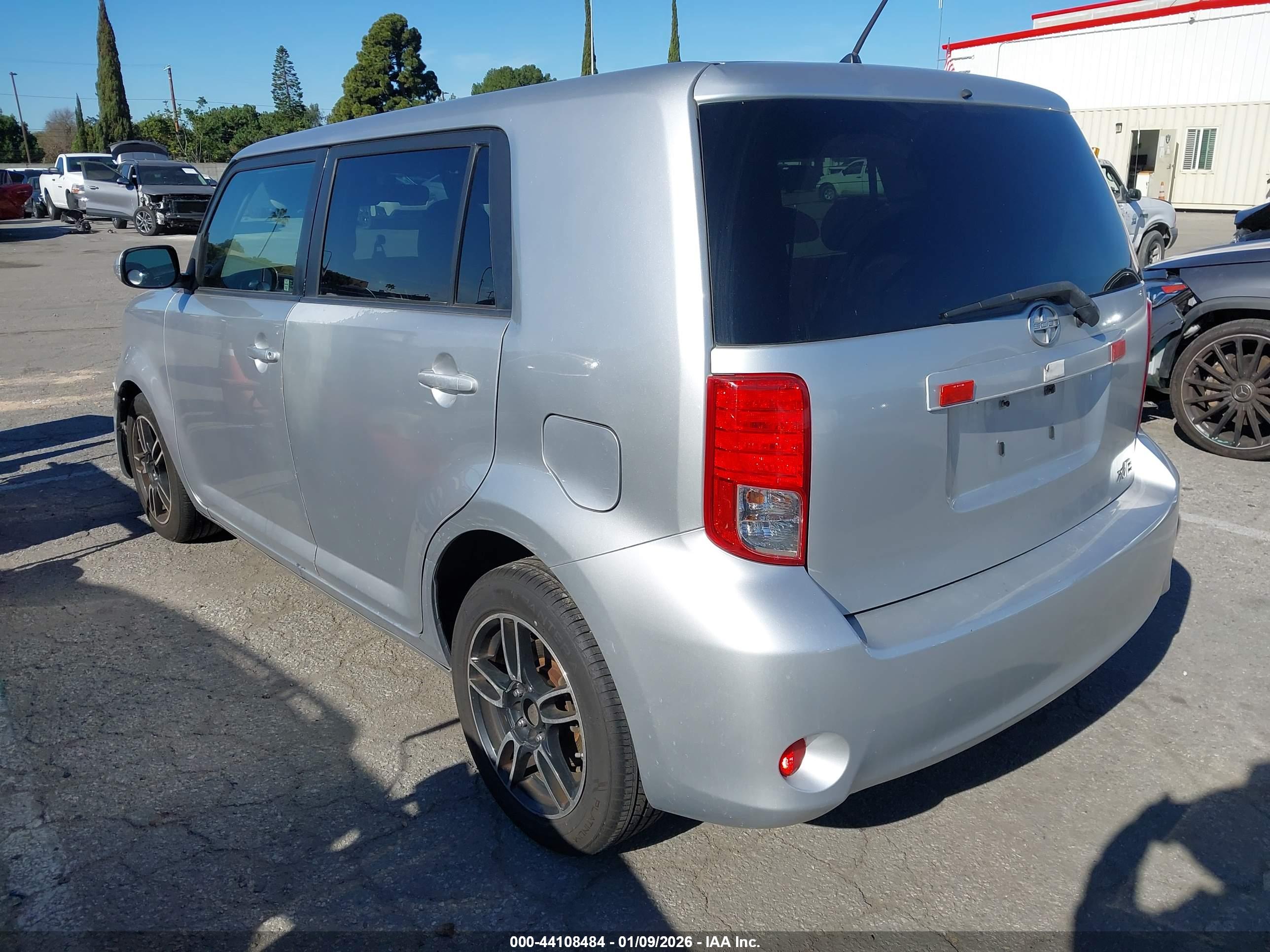 SCION XB image 3