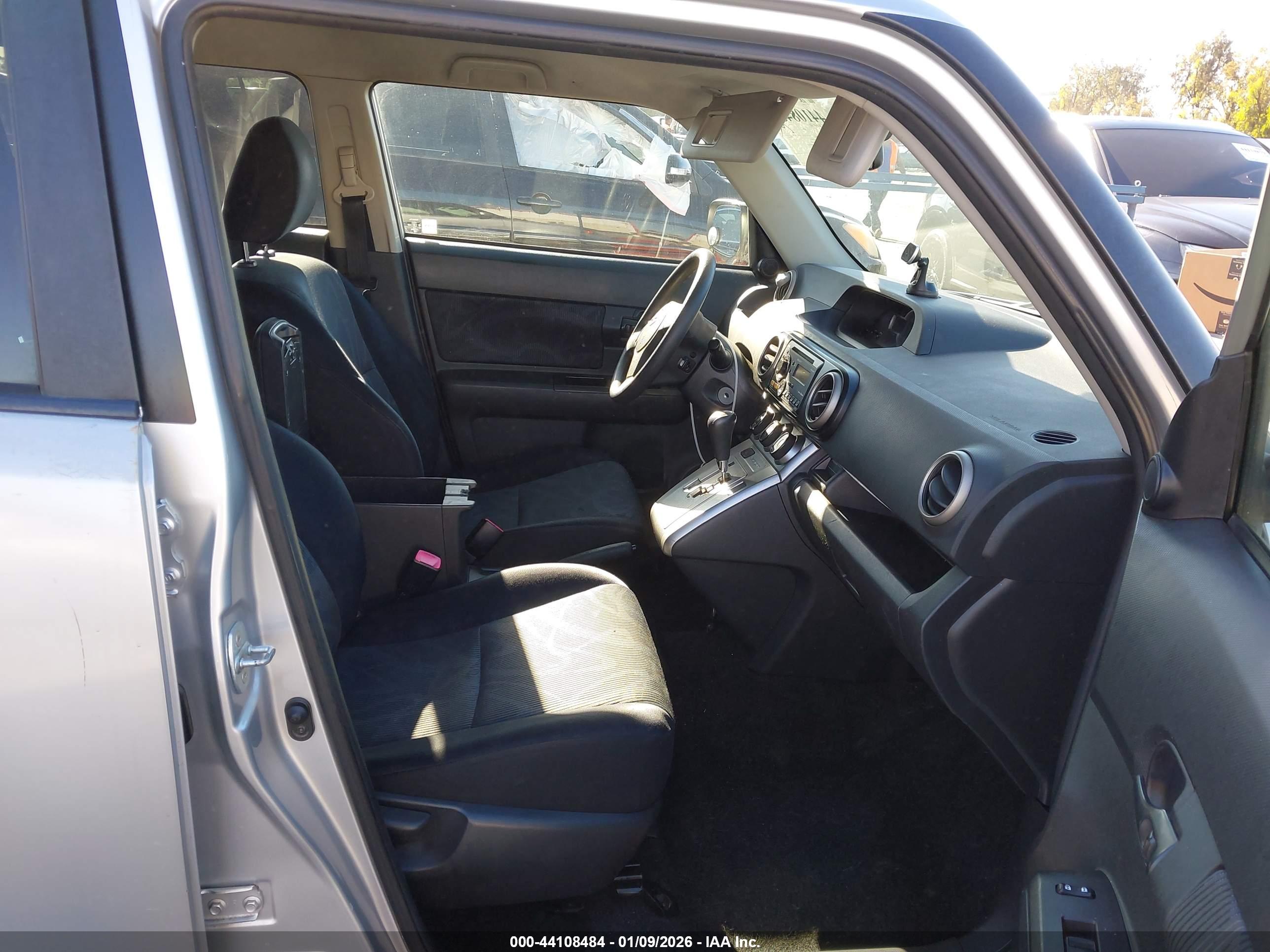 SCION XB image 5