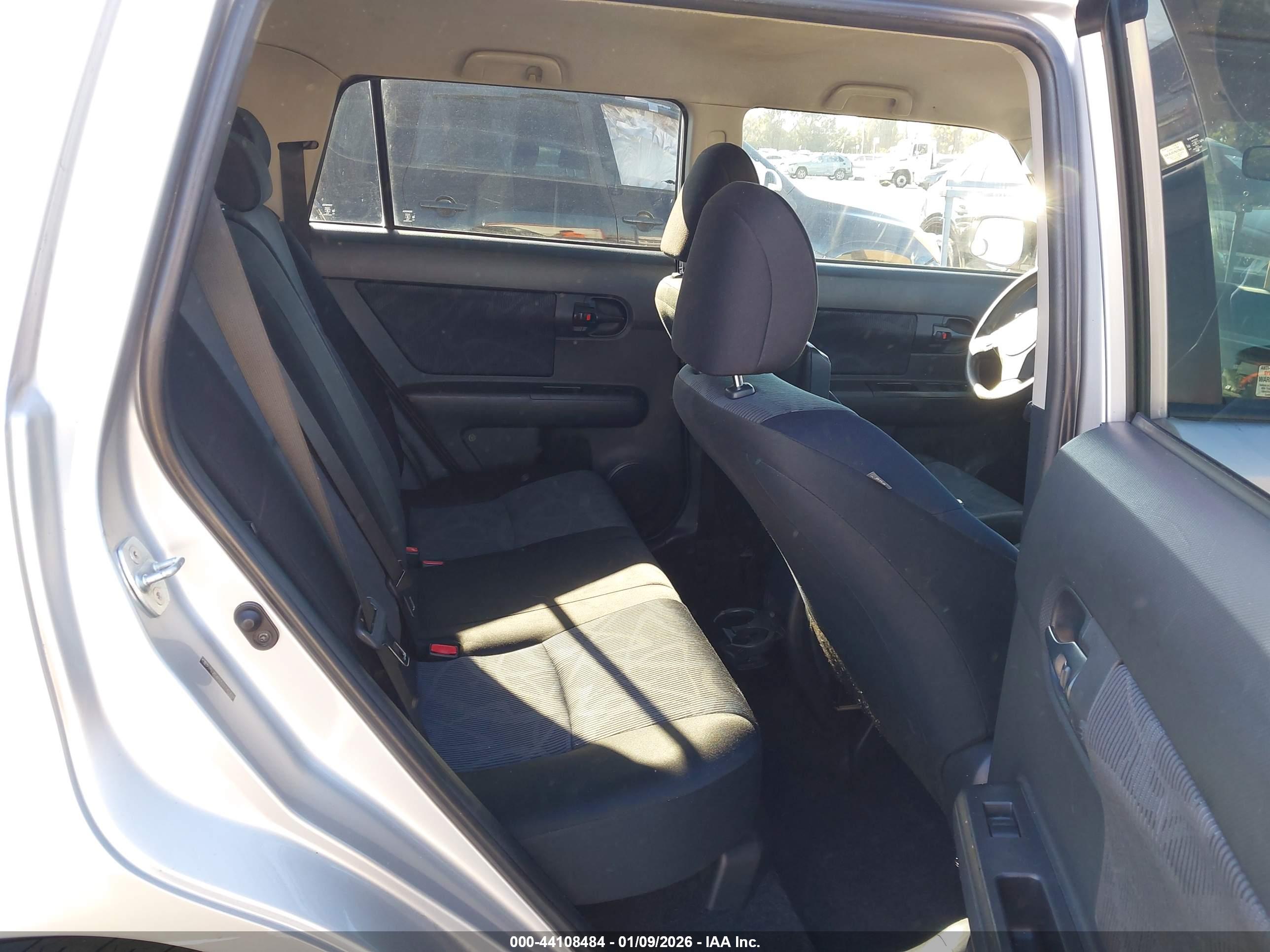SCION XB image 8