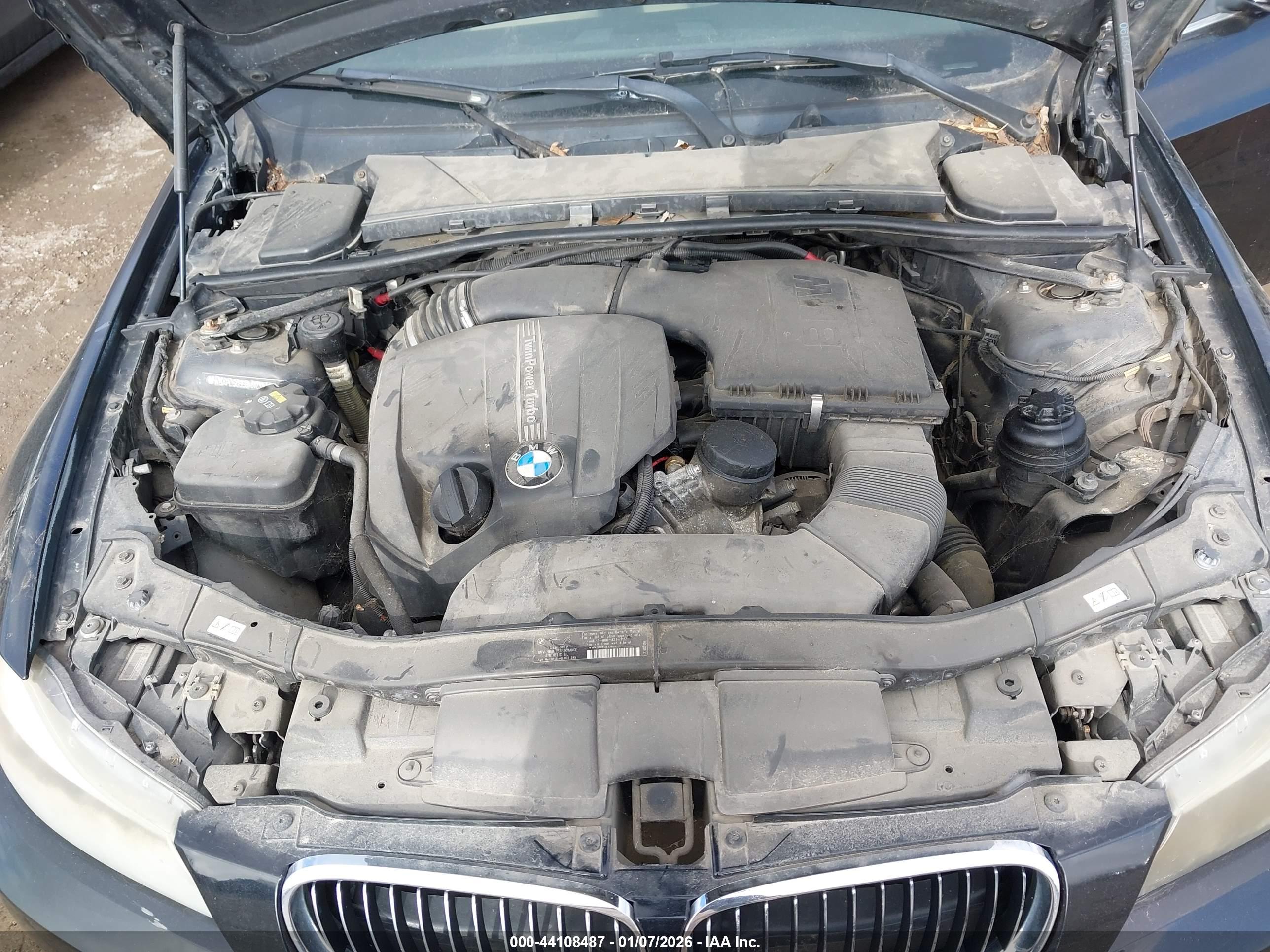 BMW 335I image 10