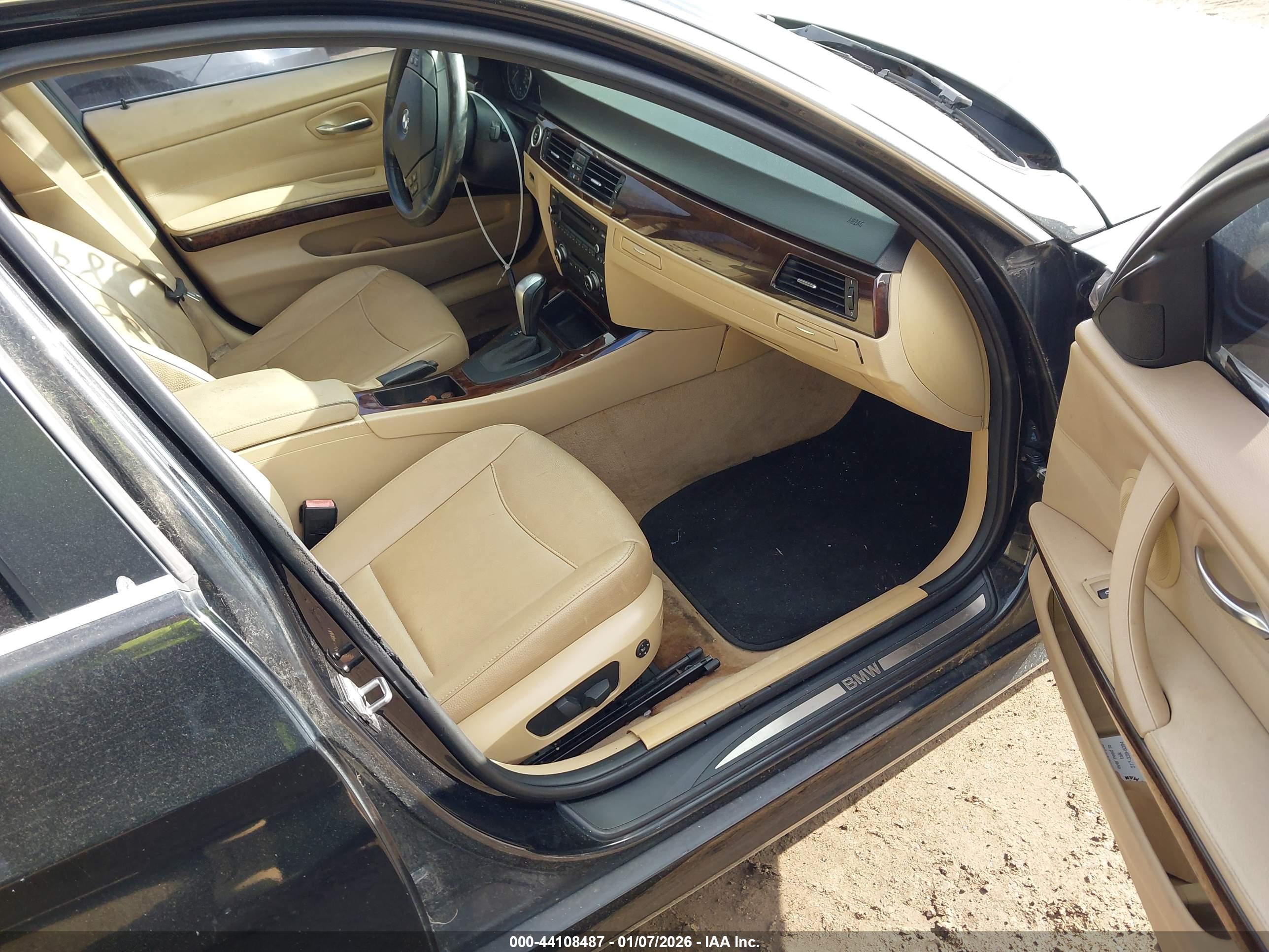 BMW 335I image 5