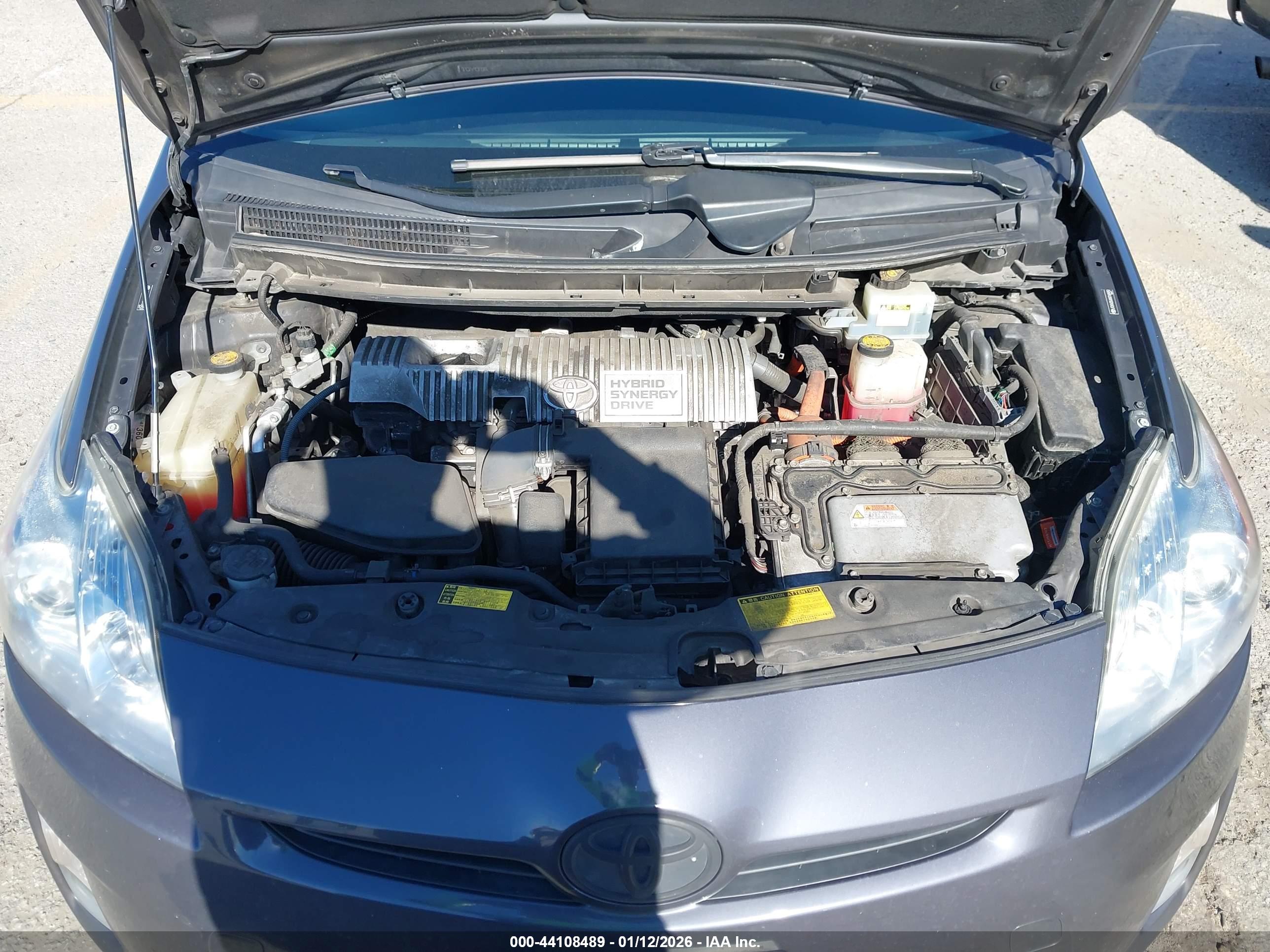 TOYOTA PRIUS image 10