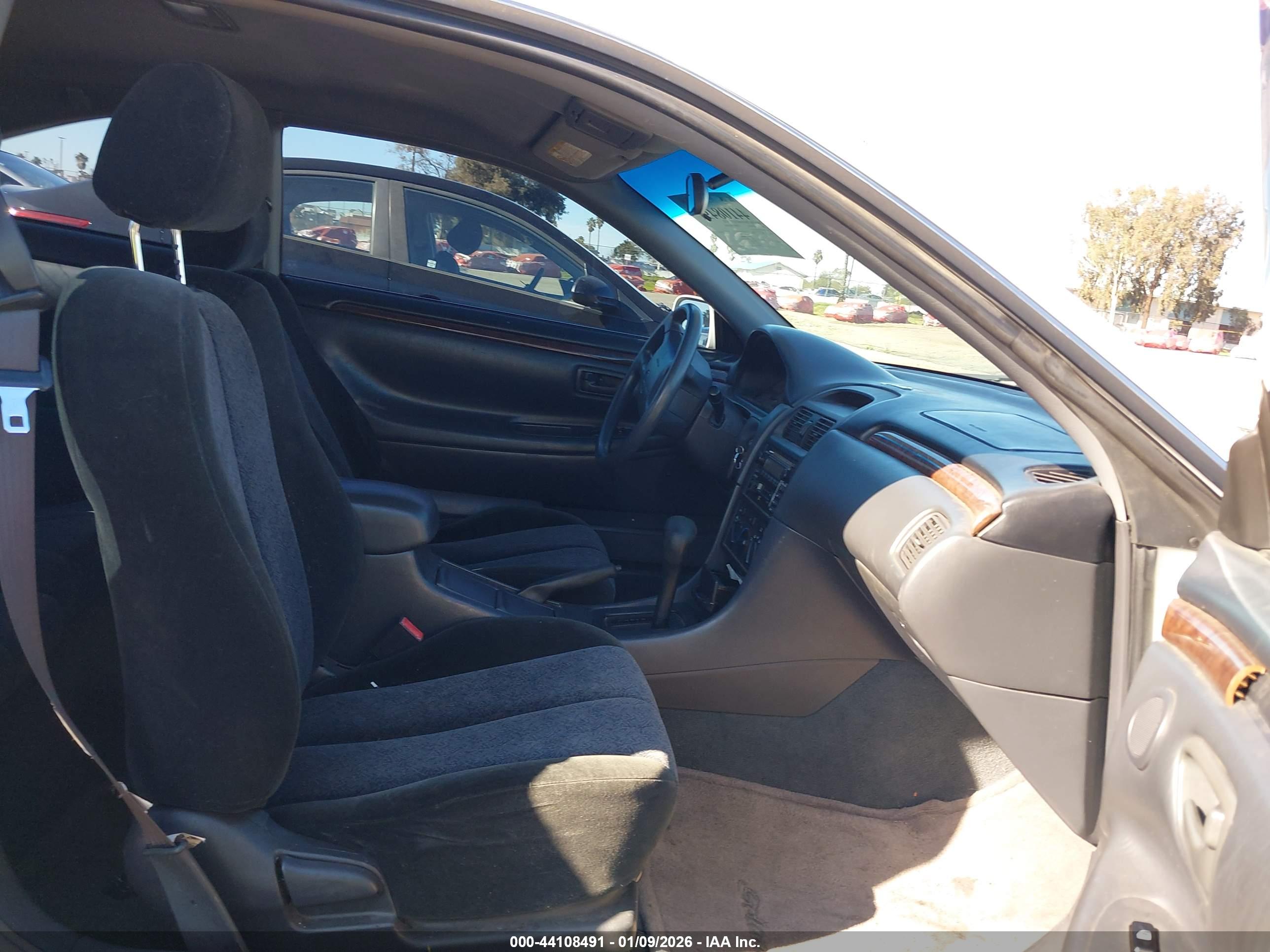 TOYOTA CAMRY image 5
