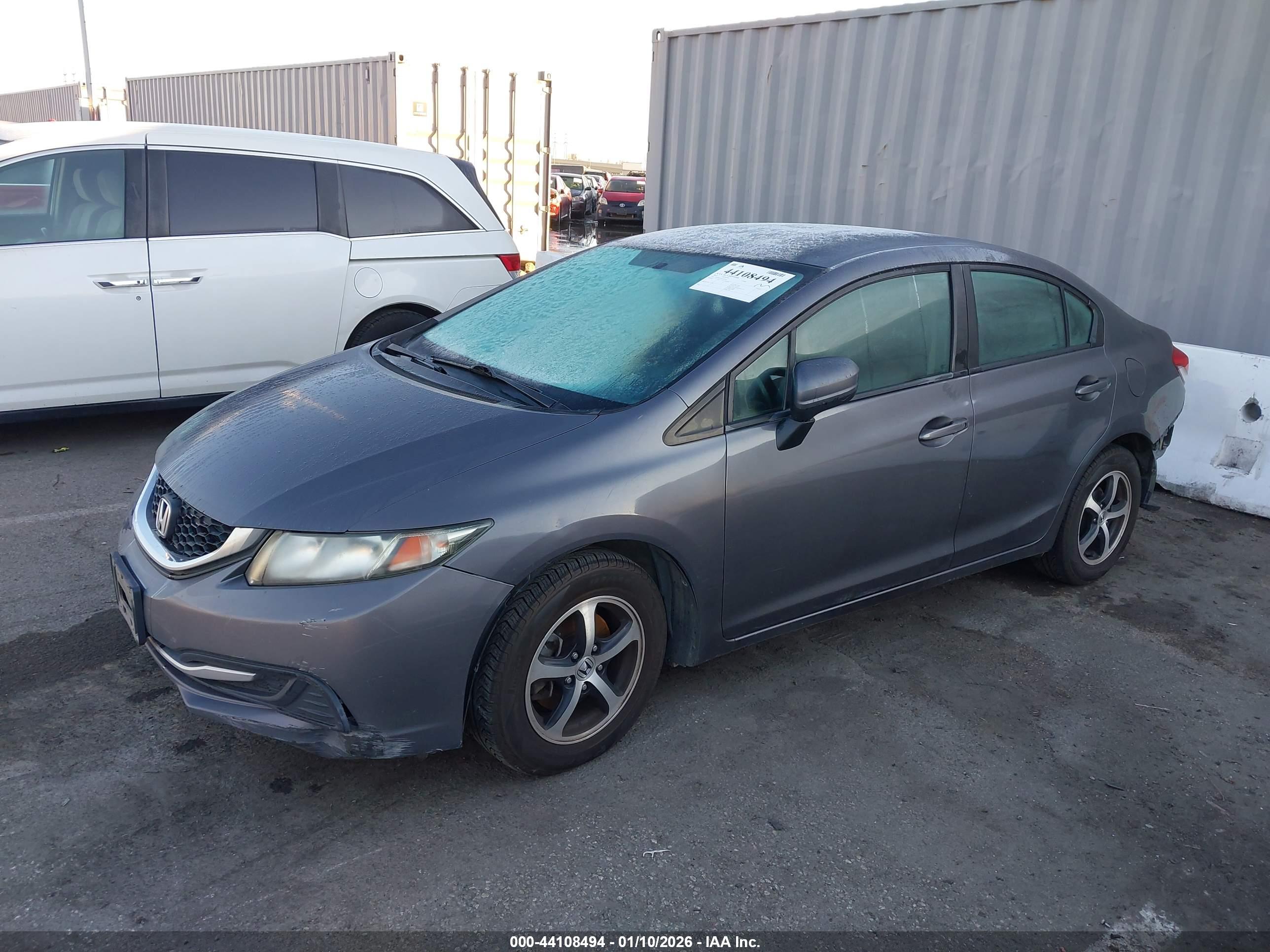 HONDA CIVIC image 2