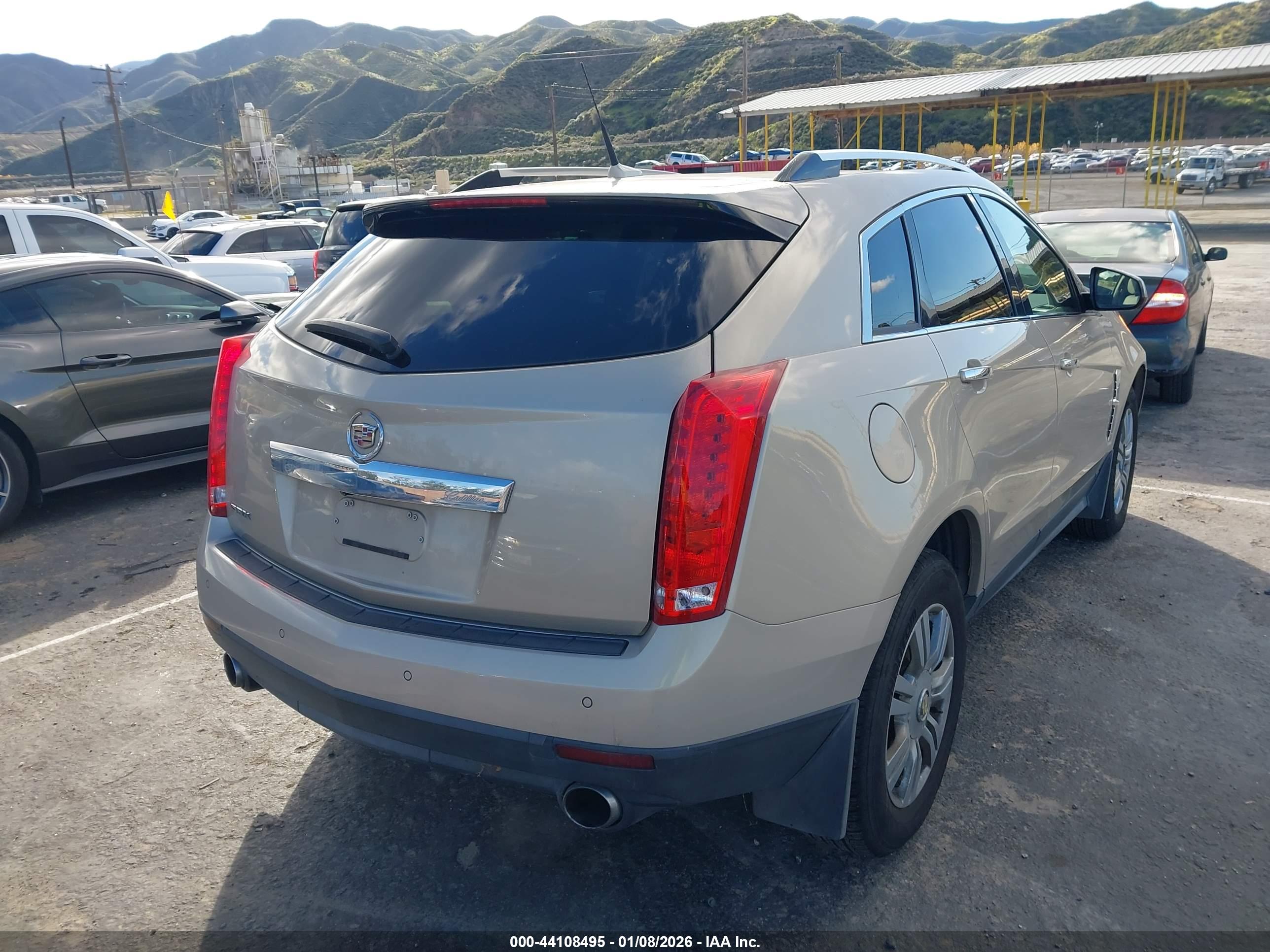 CADILLAC SRX image 4