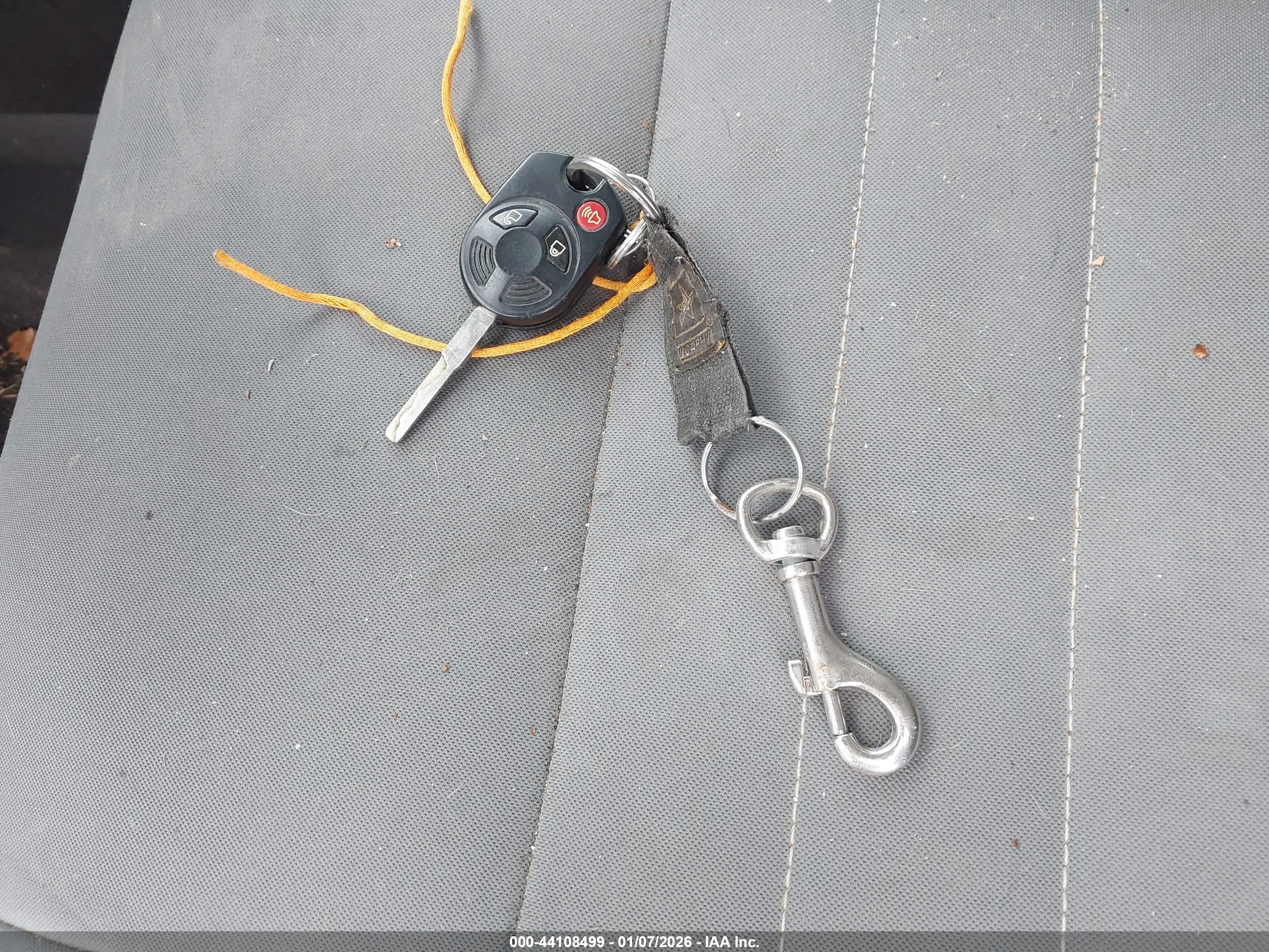 FORD ESCAPE image 11