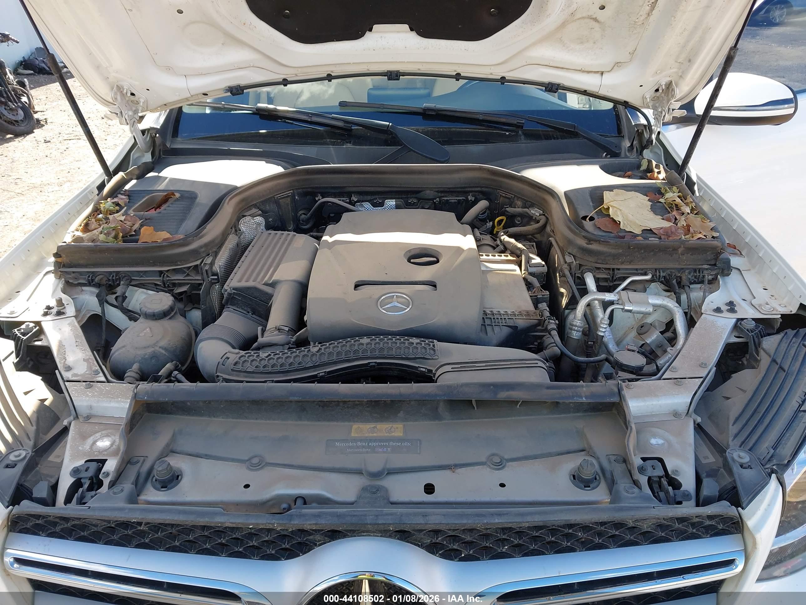 MERCEDES-BENZ GLC image 10
