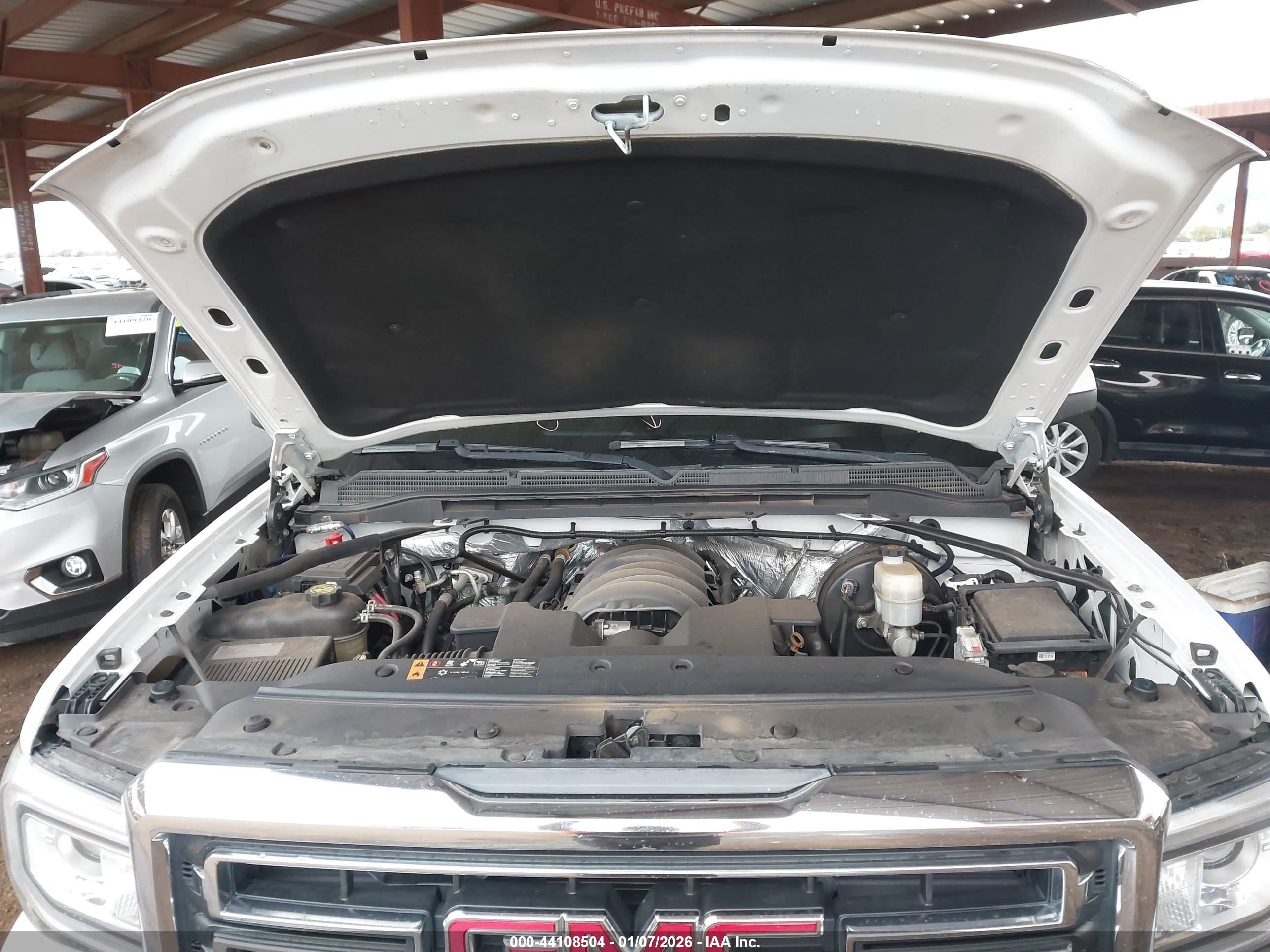 GMC SIERRA image 10