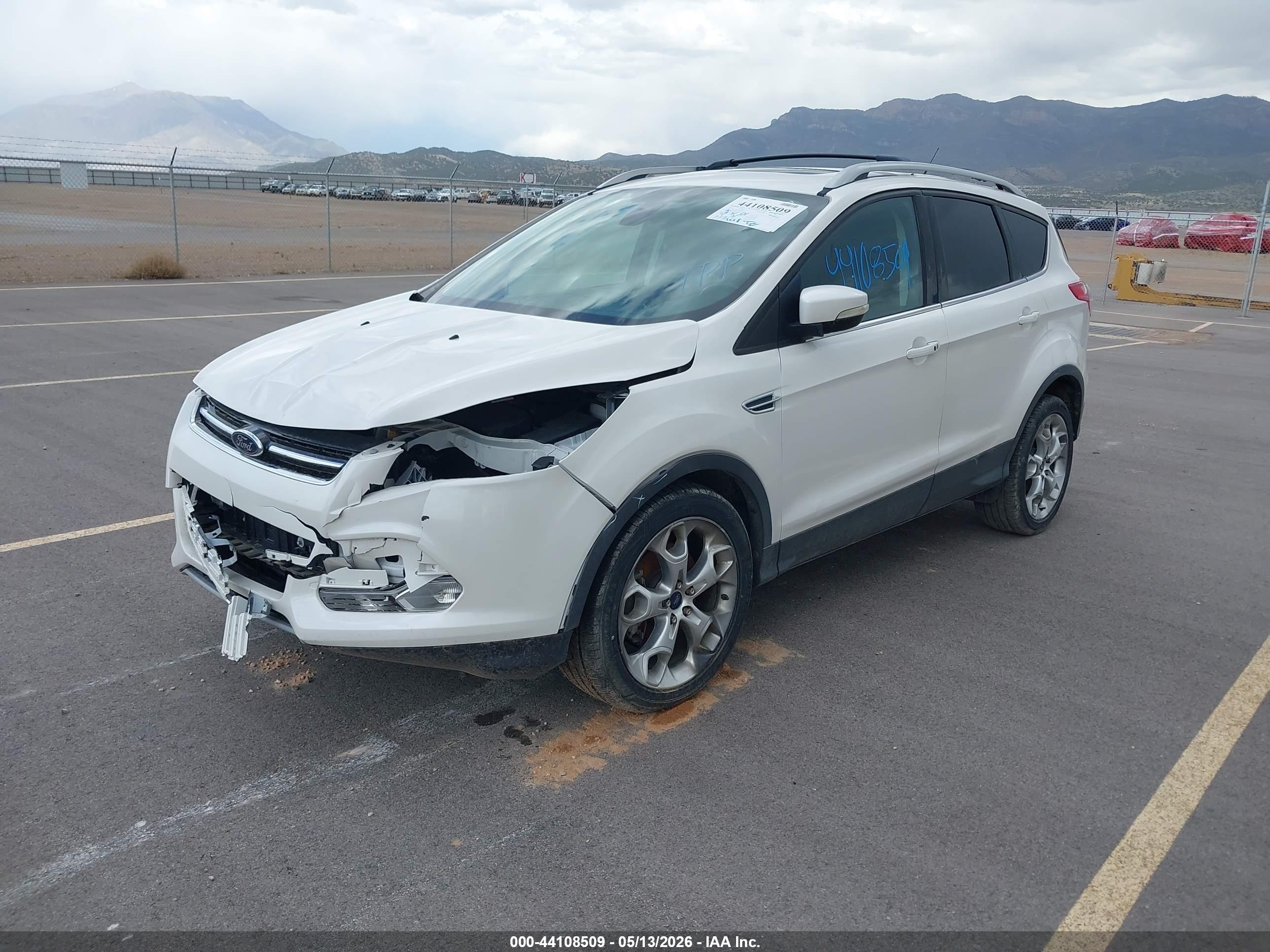 FORD ESCAPE image 2