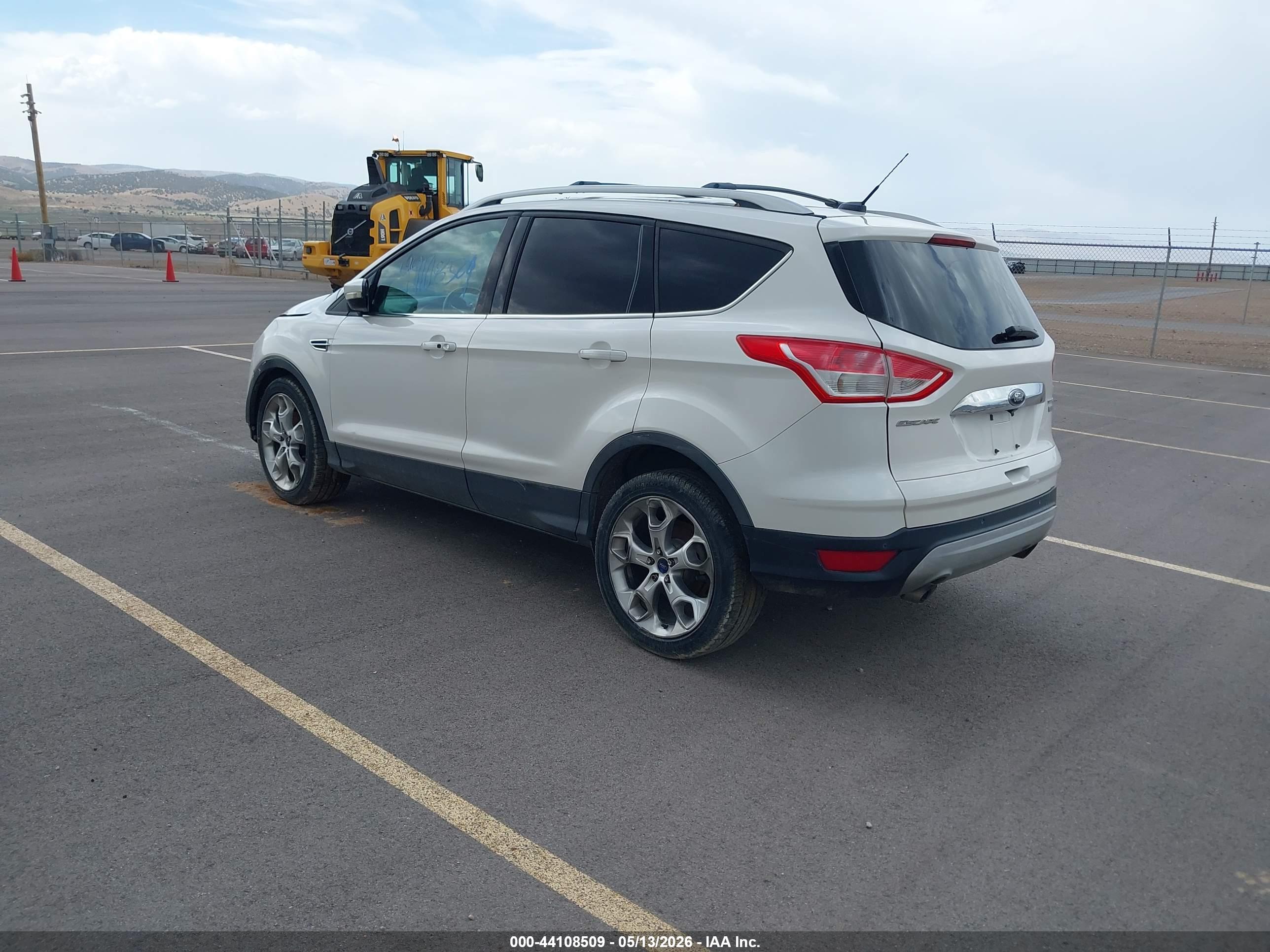 FORD ESCAPE image 3