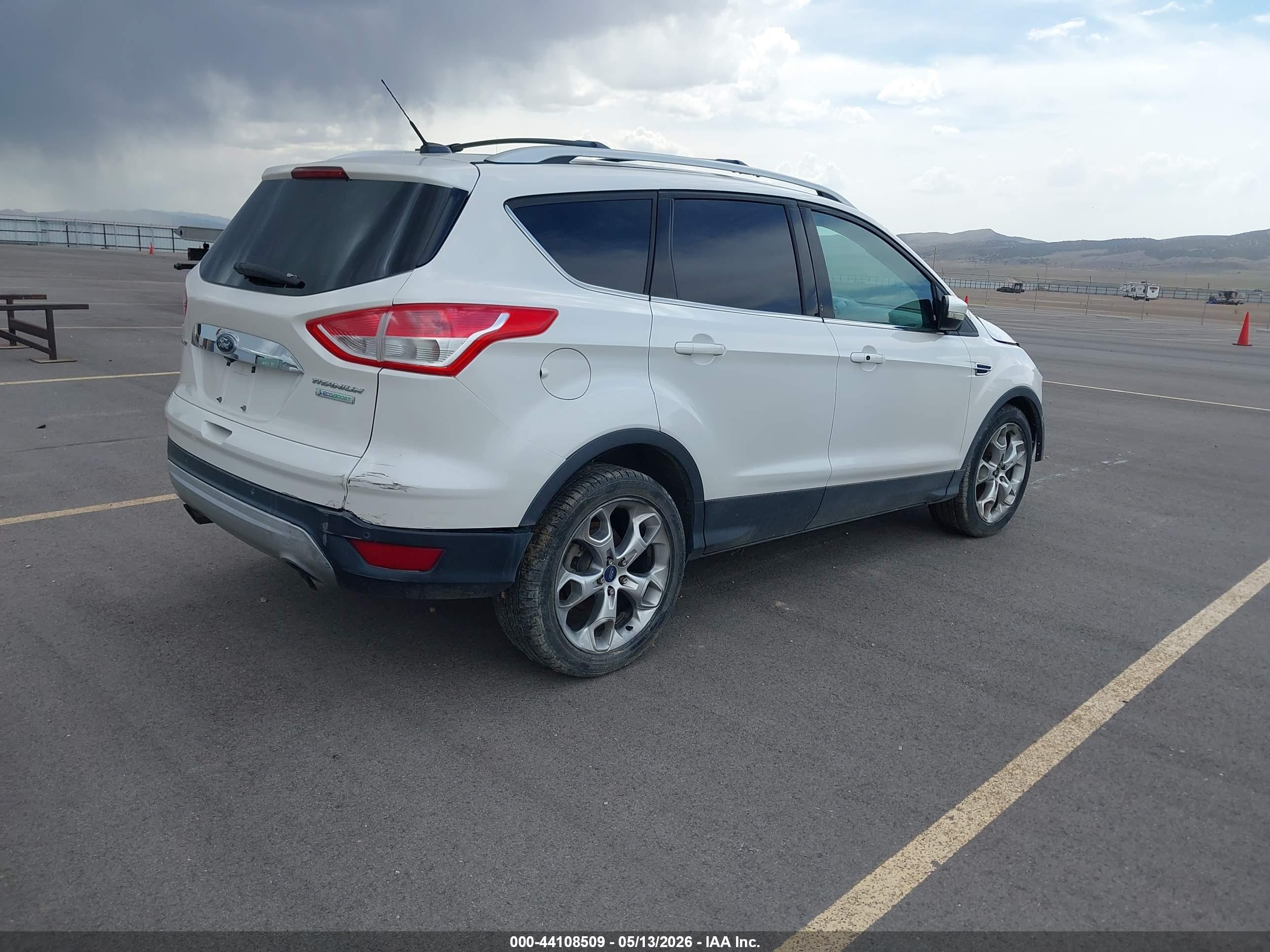 FORD ESCAPE image 4
