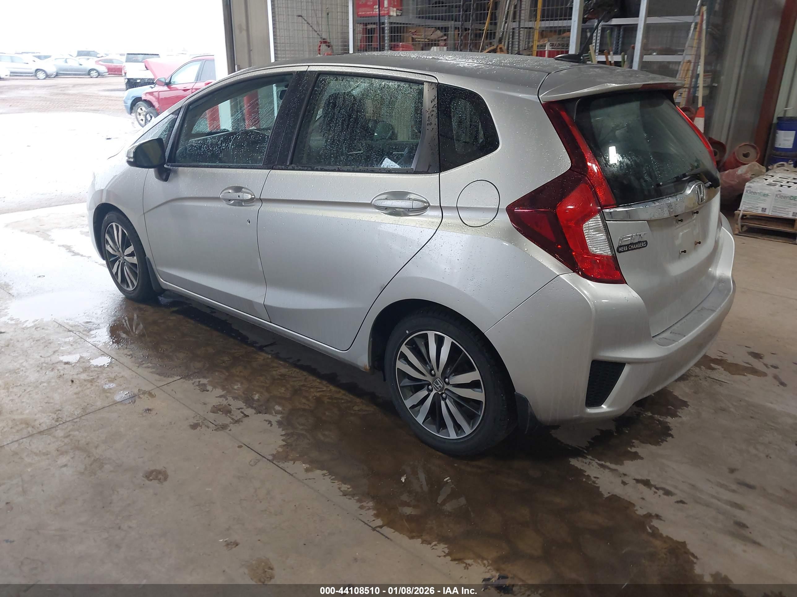 HONDA FIT image 3